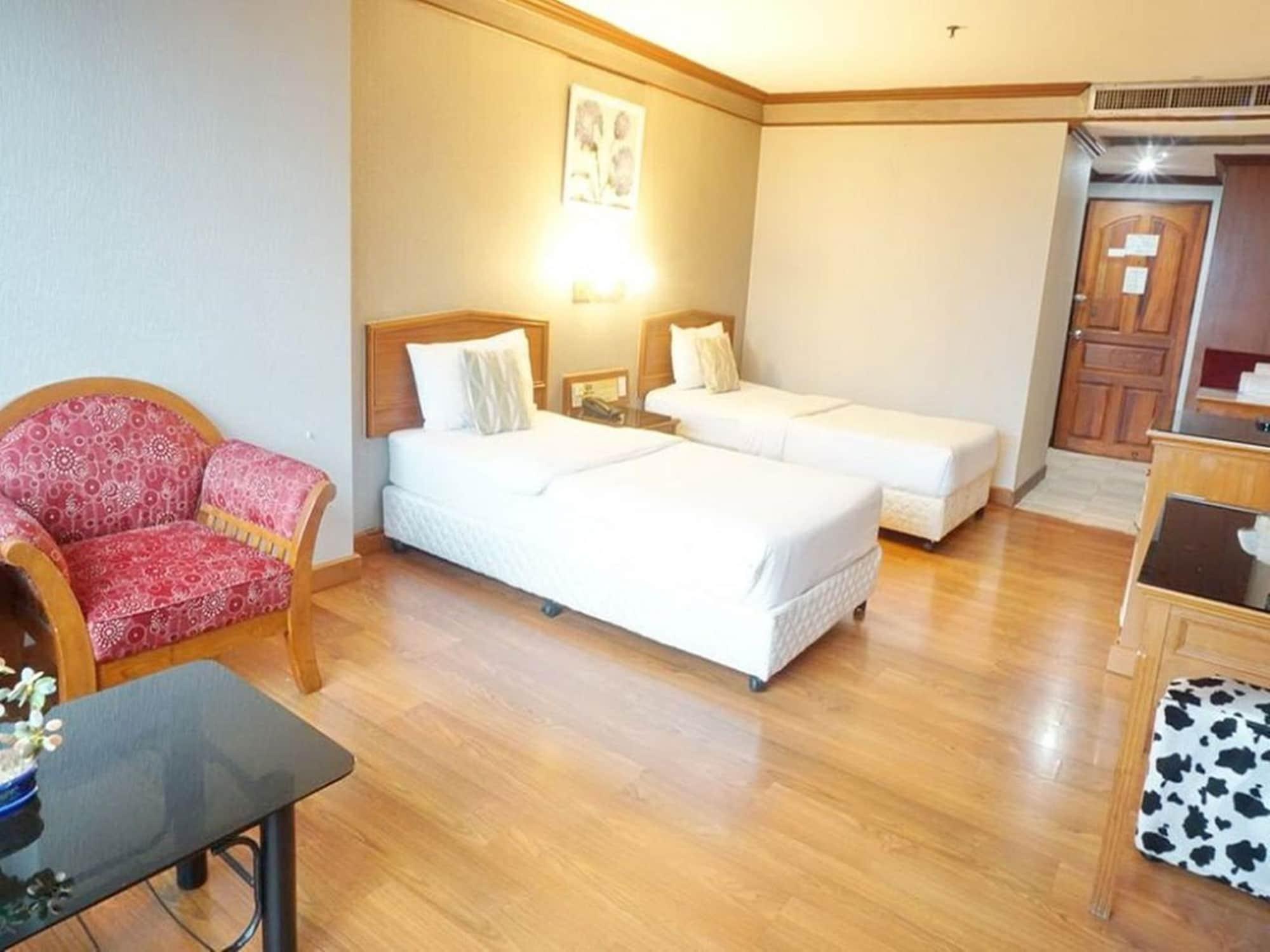 Bay Srinakarin Hotel Bangkok