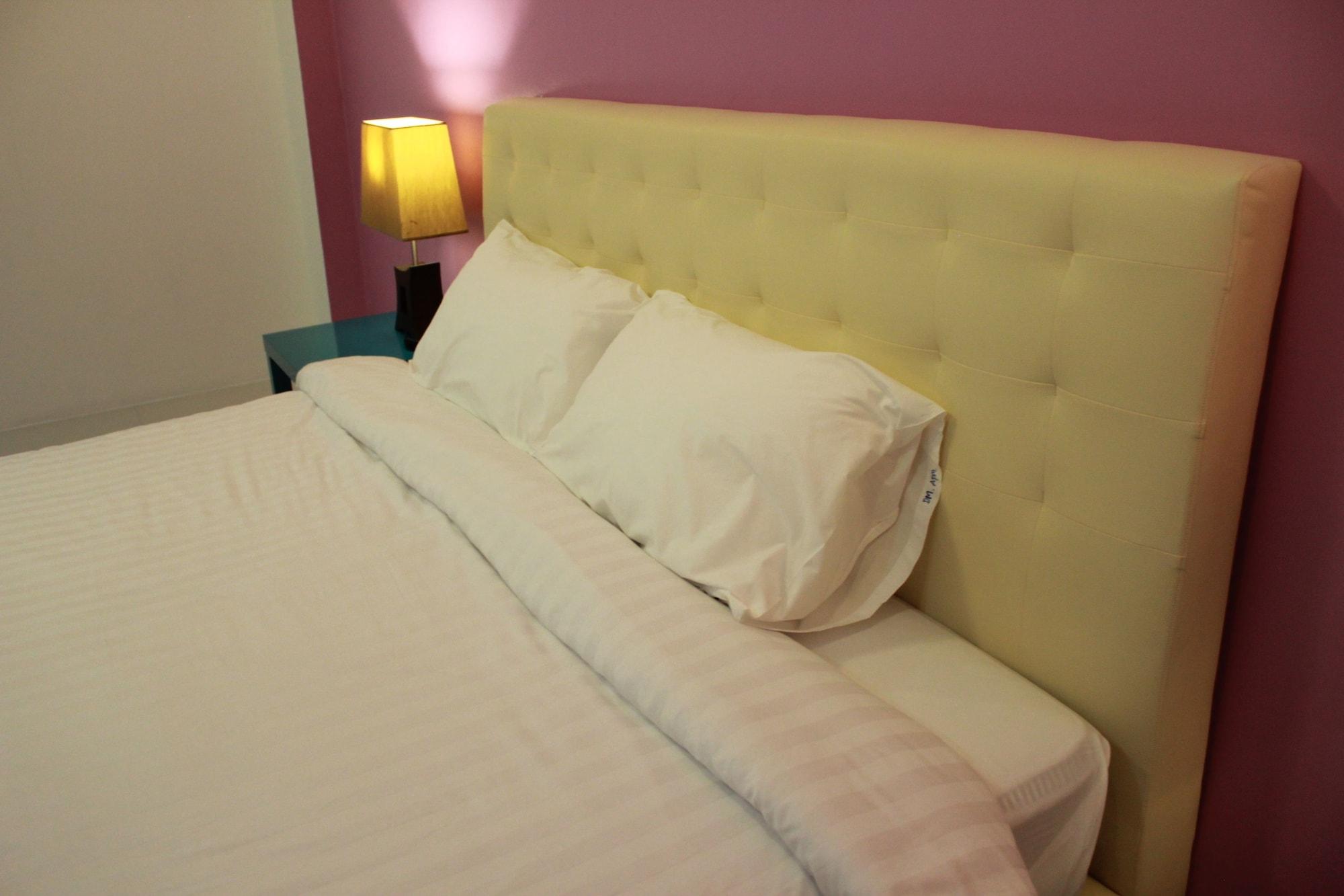 Don Mueang Airport Modern Apartahotel