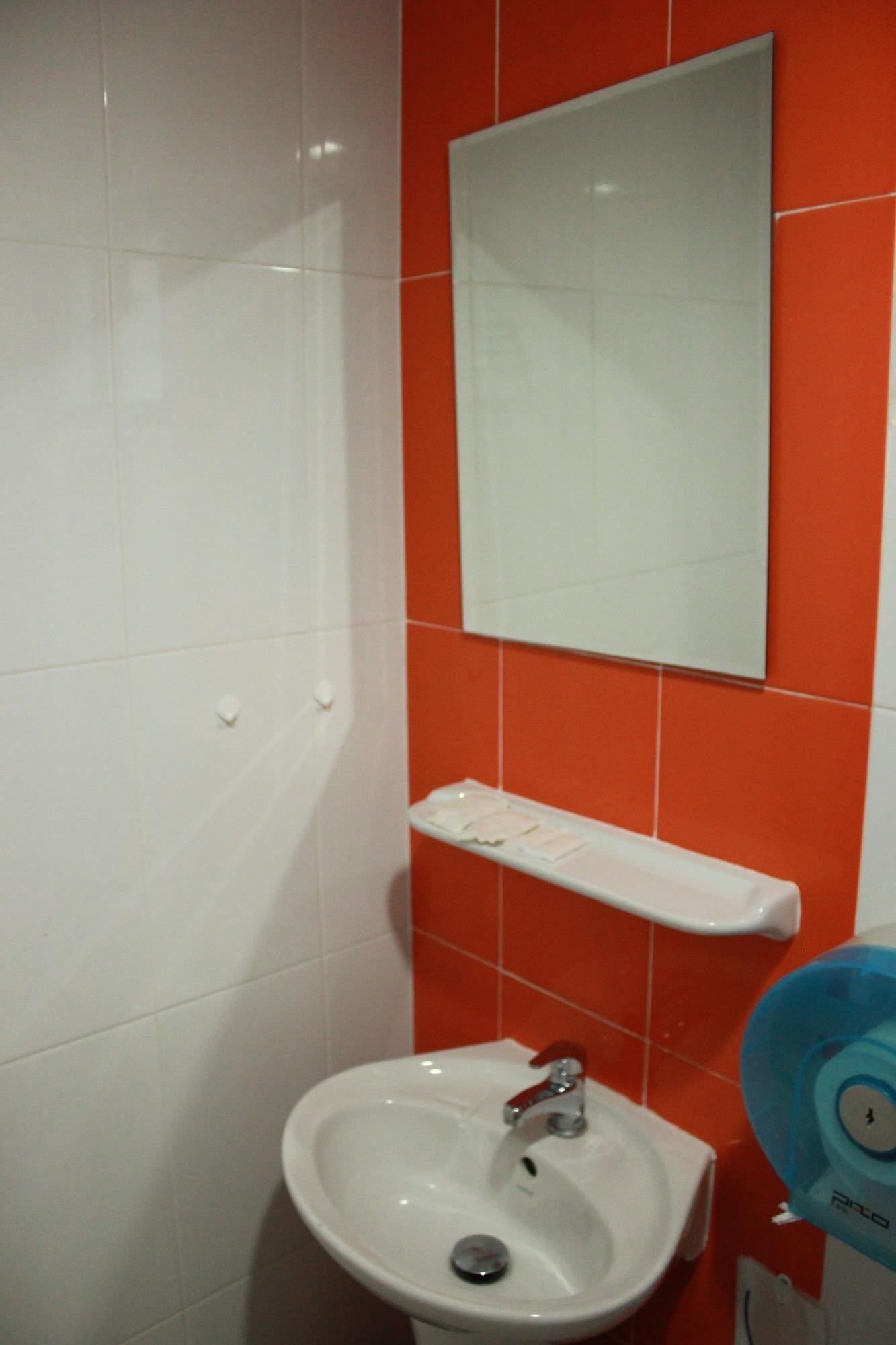 Don Mueang Airport Modern Apartahotel