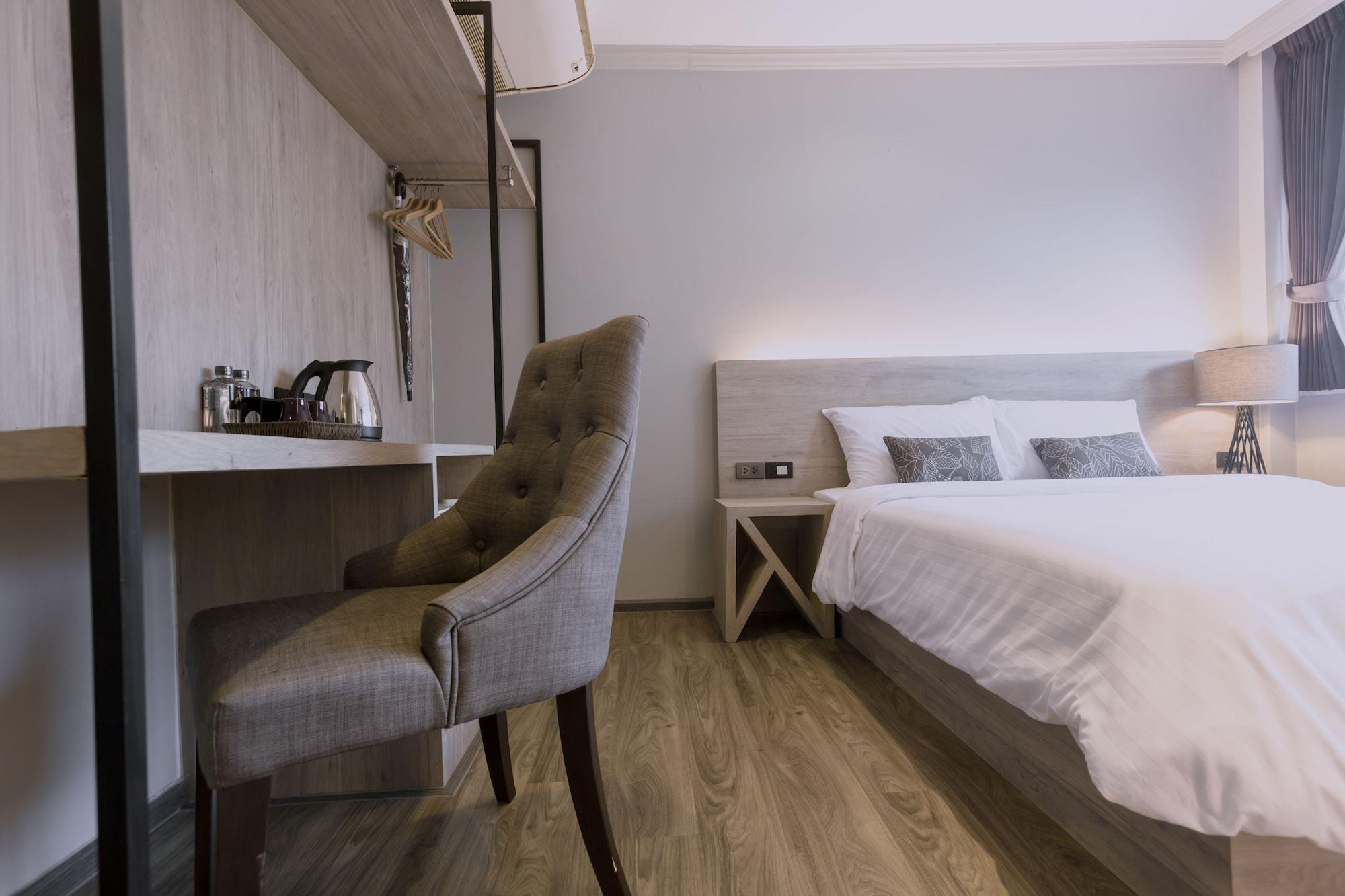 Hotel Maxim's 3*