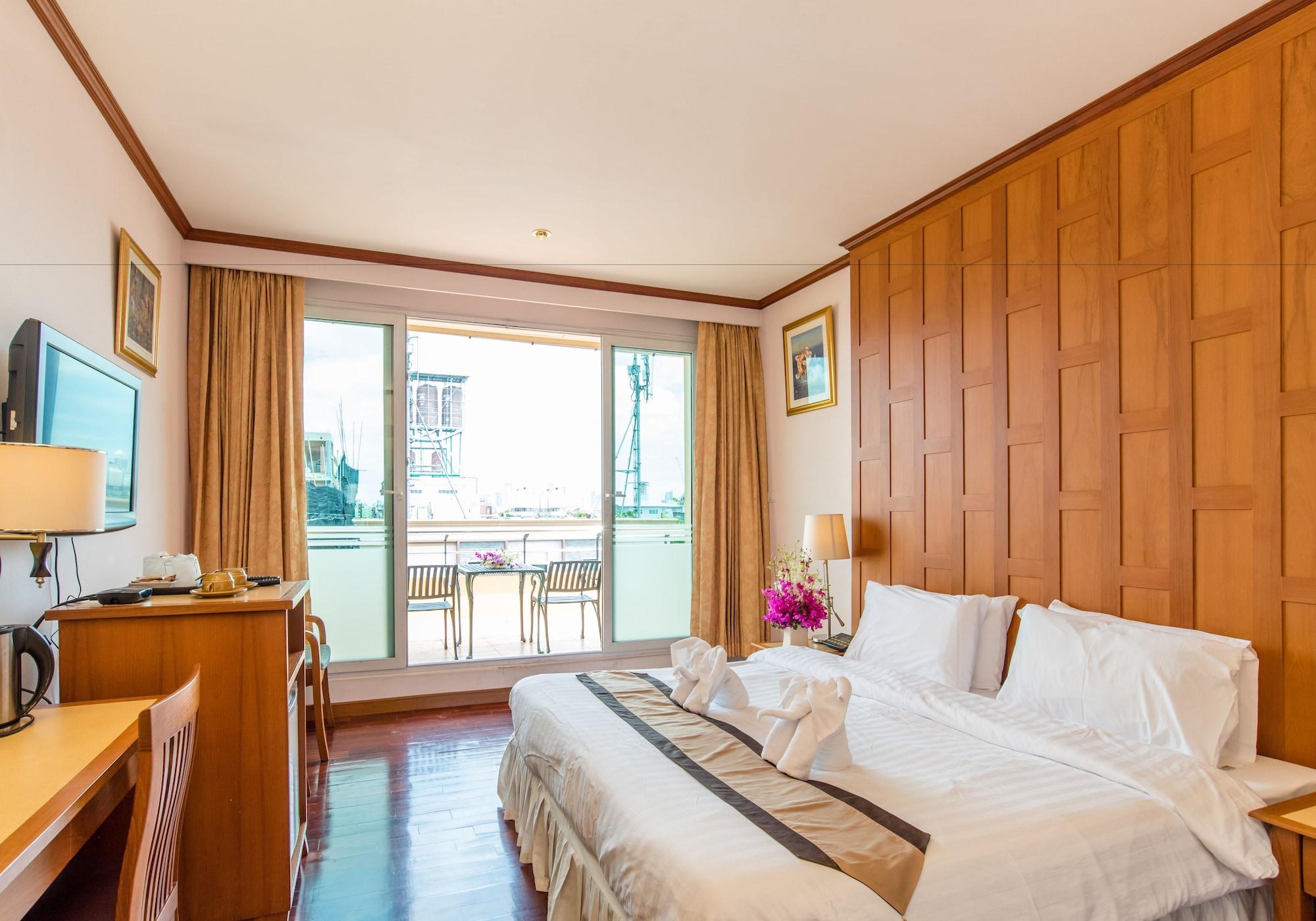 New Siam Riverside 3*