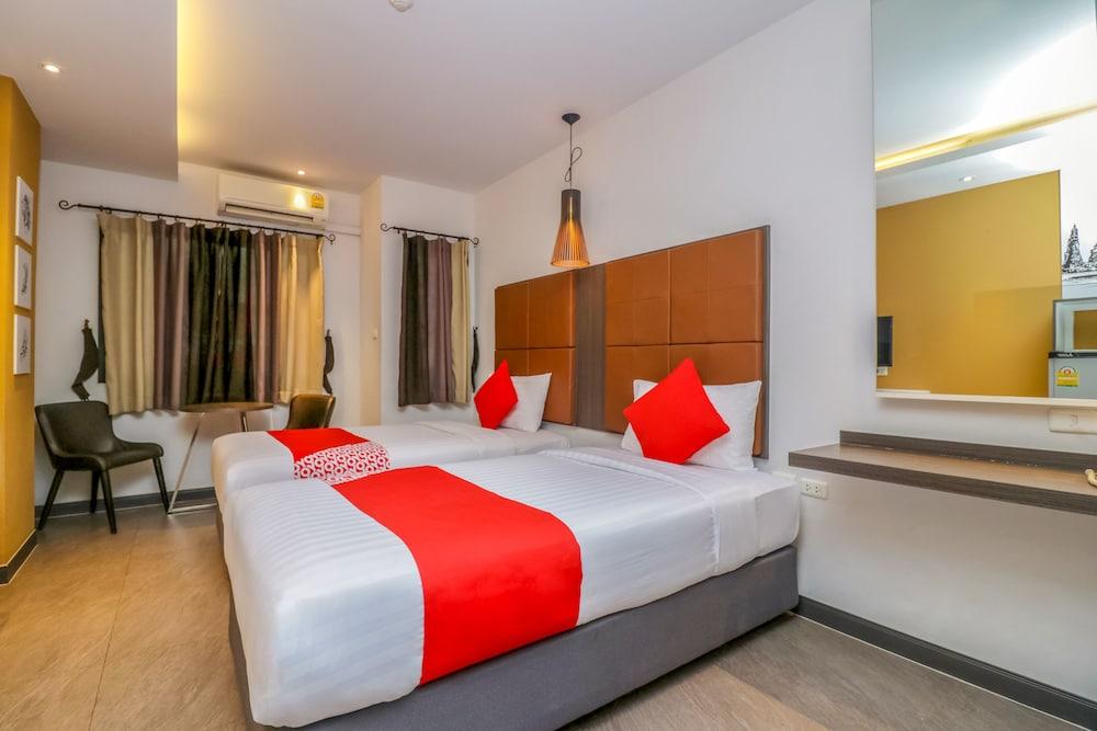 Aim House No Parking 3*