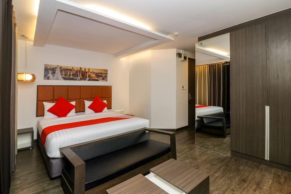 Aim House No Parking Hotel 3*