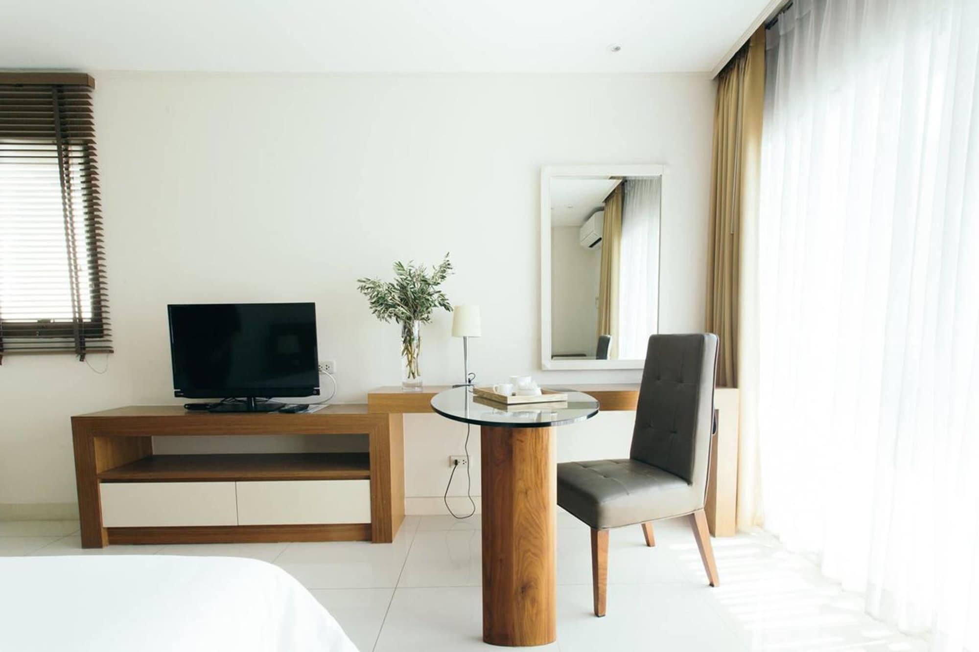 Khách sạn Thomson Huamark Bangkok