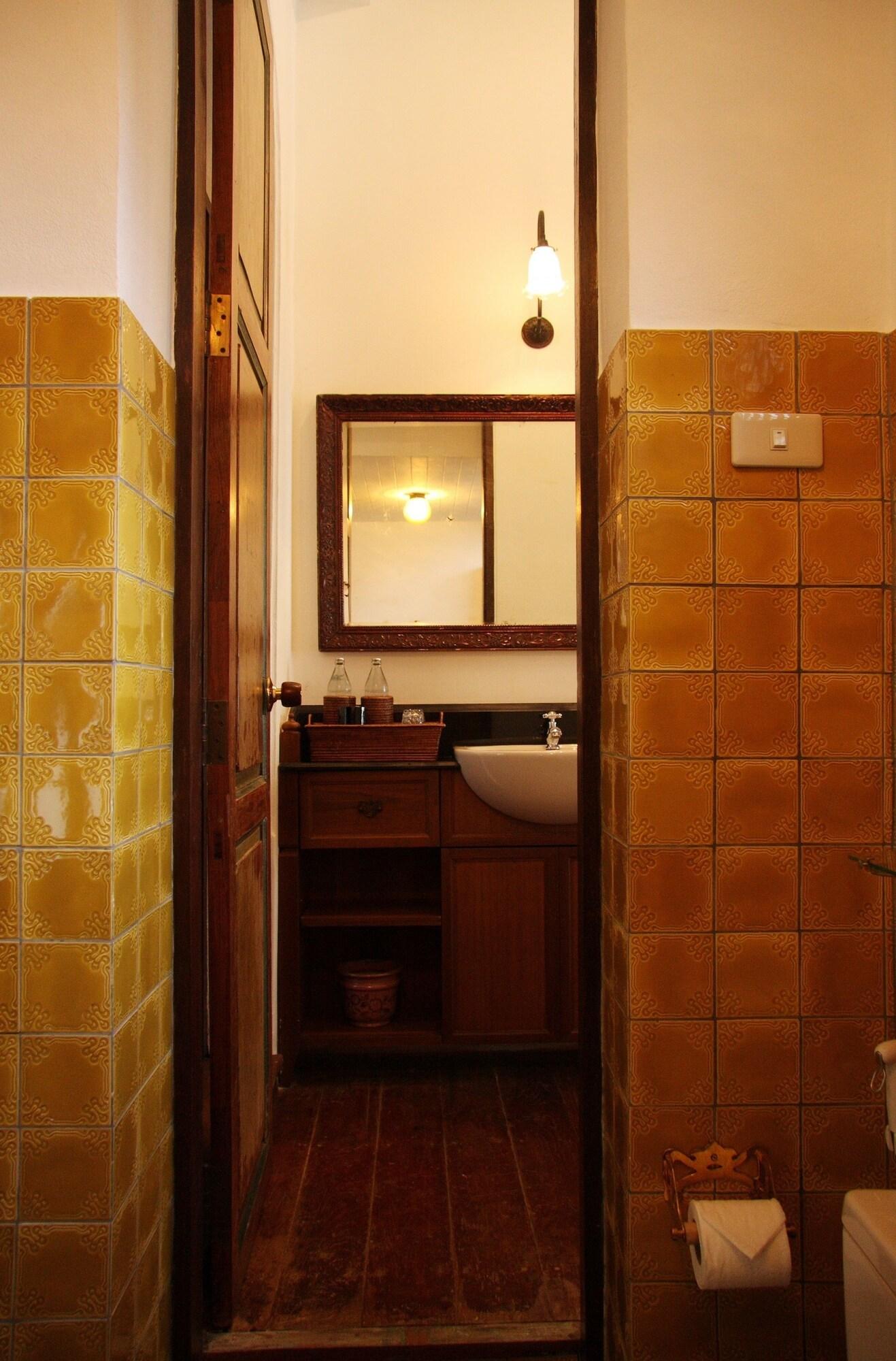 The Bhuthorn Bed & Breakfast