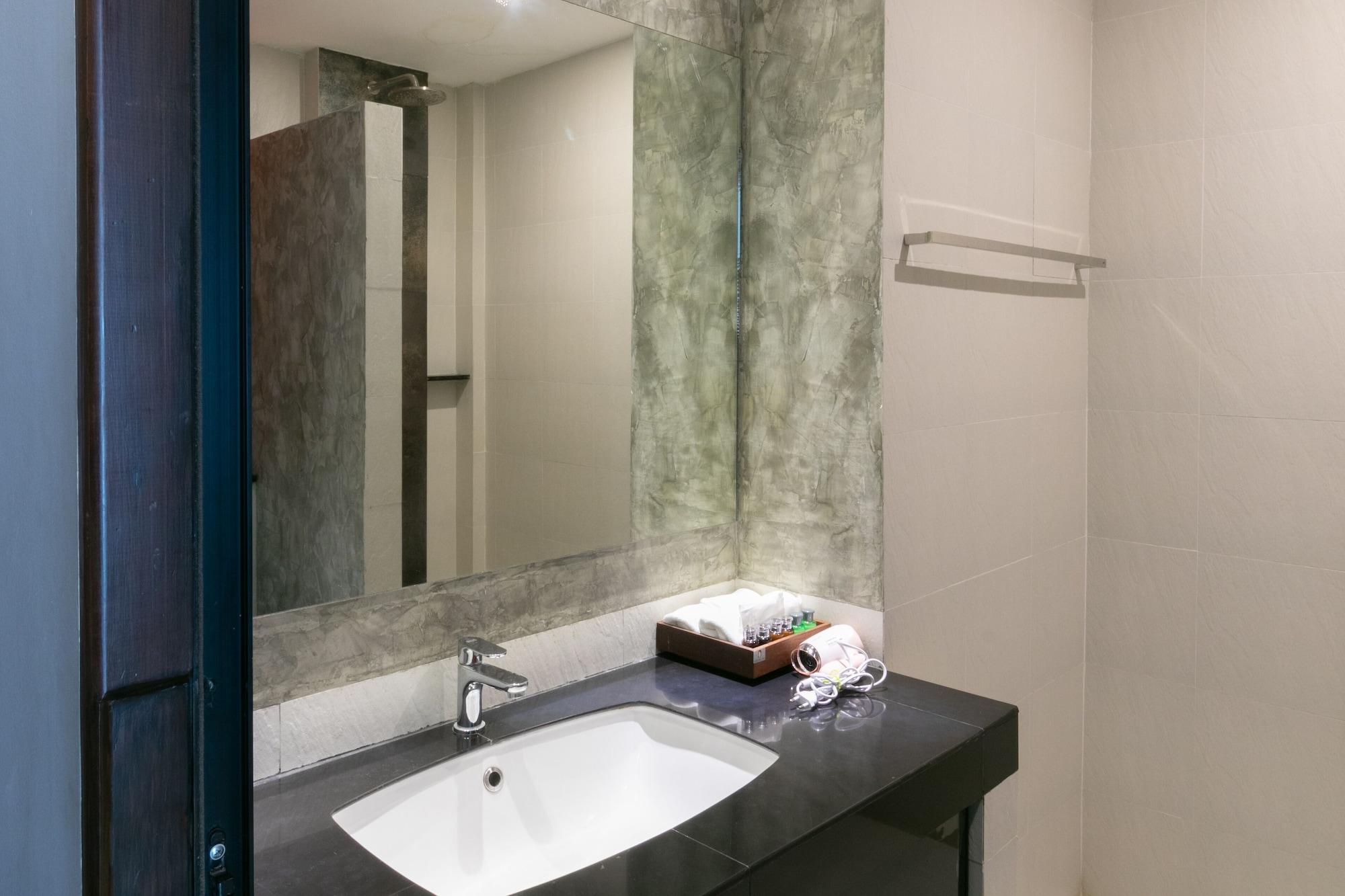 Zleepmotion Sukhumvit Hotel 3*