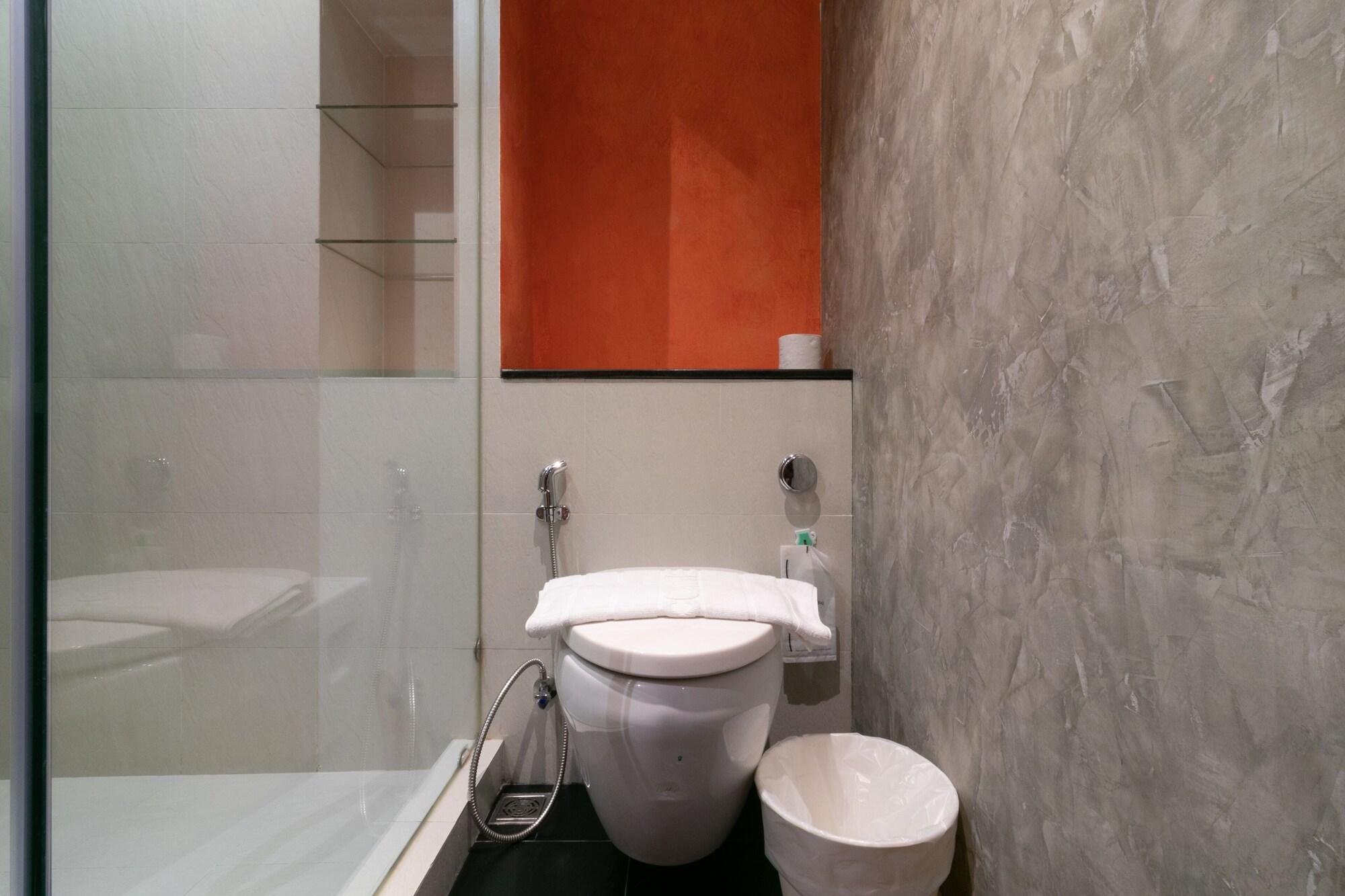 Zleepmotion Sukhumvit Hotel 3*