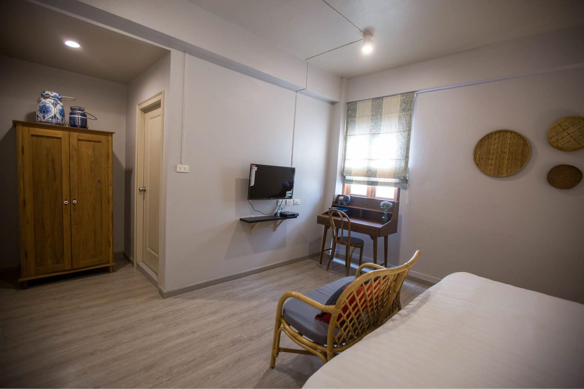 Bed & Breakfast Vera Nidhra - Self Check-in After 6pm 3*