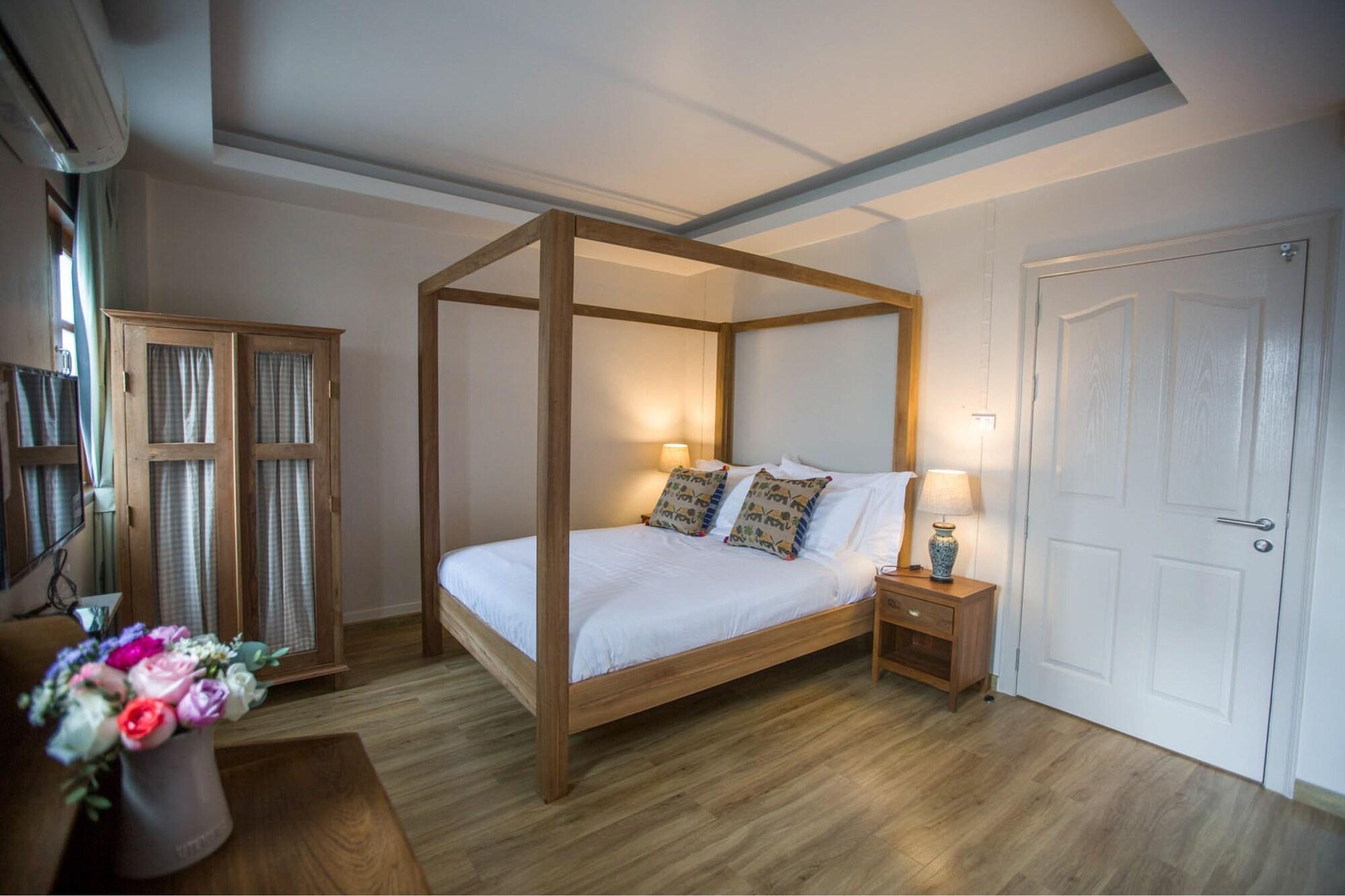 Bed & Breakfast Vera Nidhra - Self Check-in After 6pm 3*