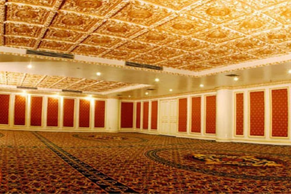 Adriatic Palace Hotel 4*