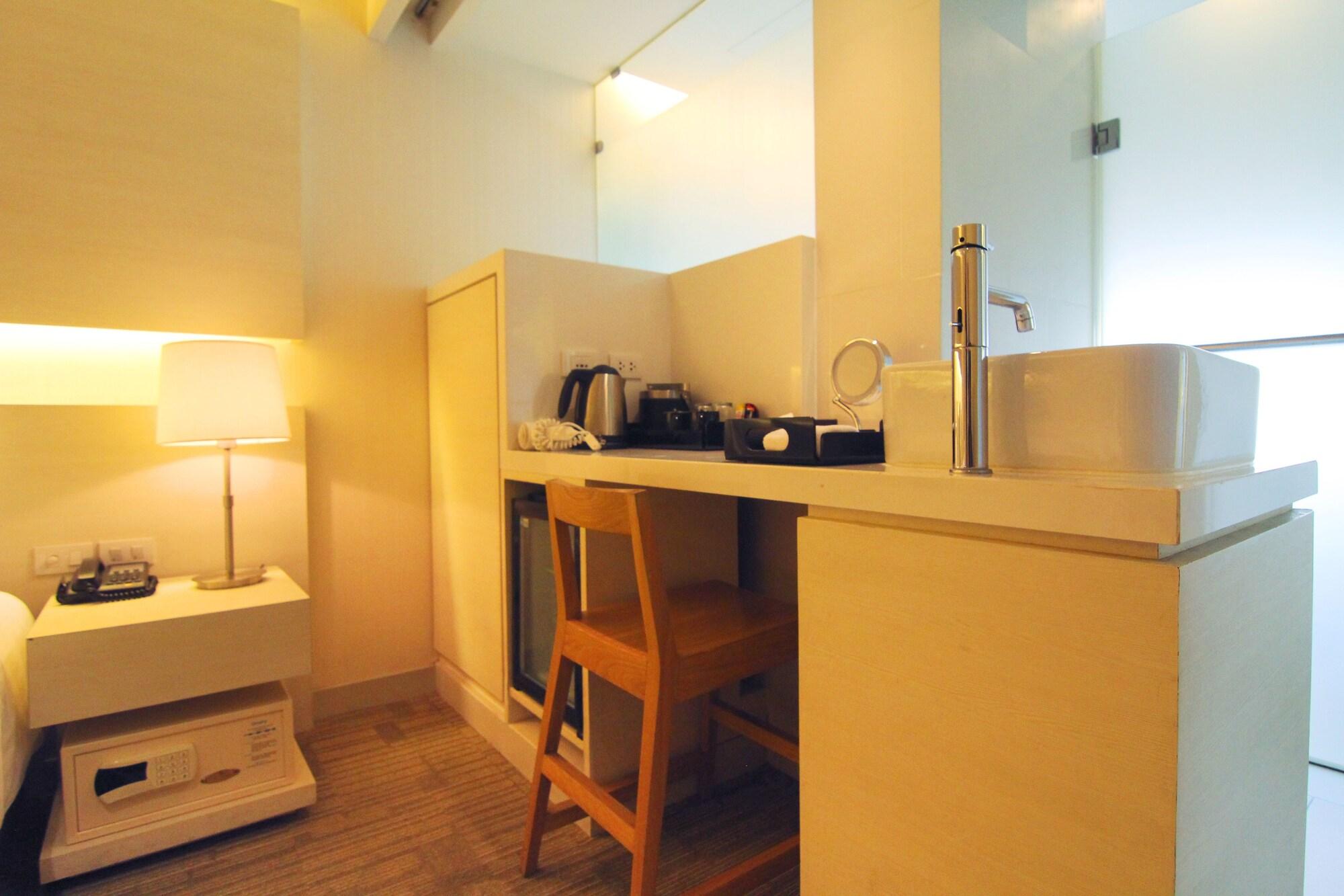 Aspira Hiptique Sukhumvit 13 Hotel