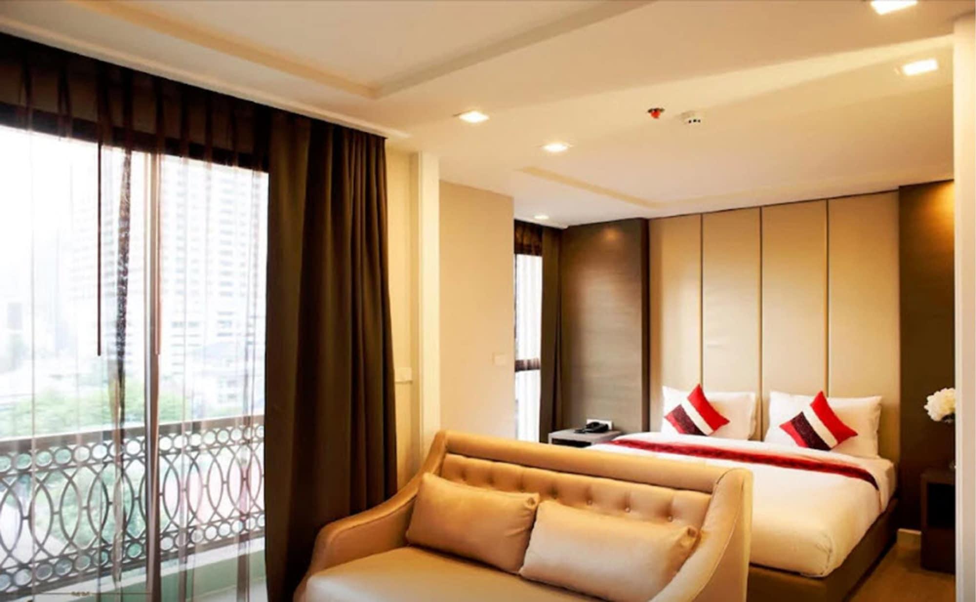 Hope Land Sukhumvit 8 Hotel 4*