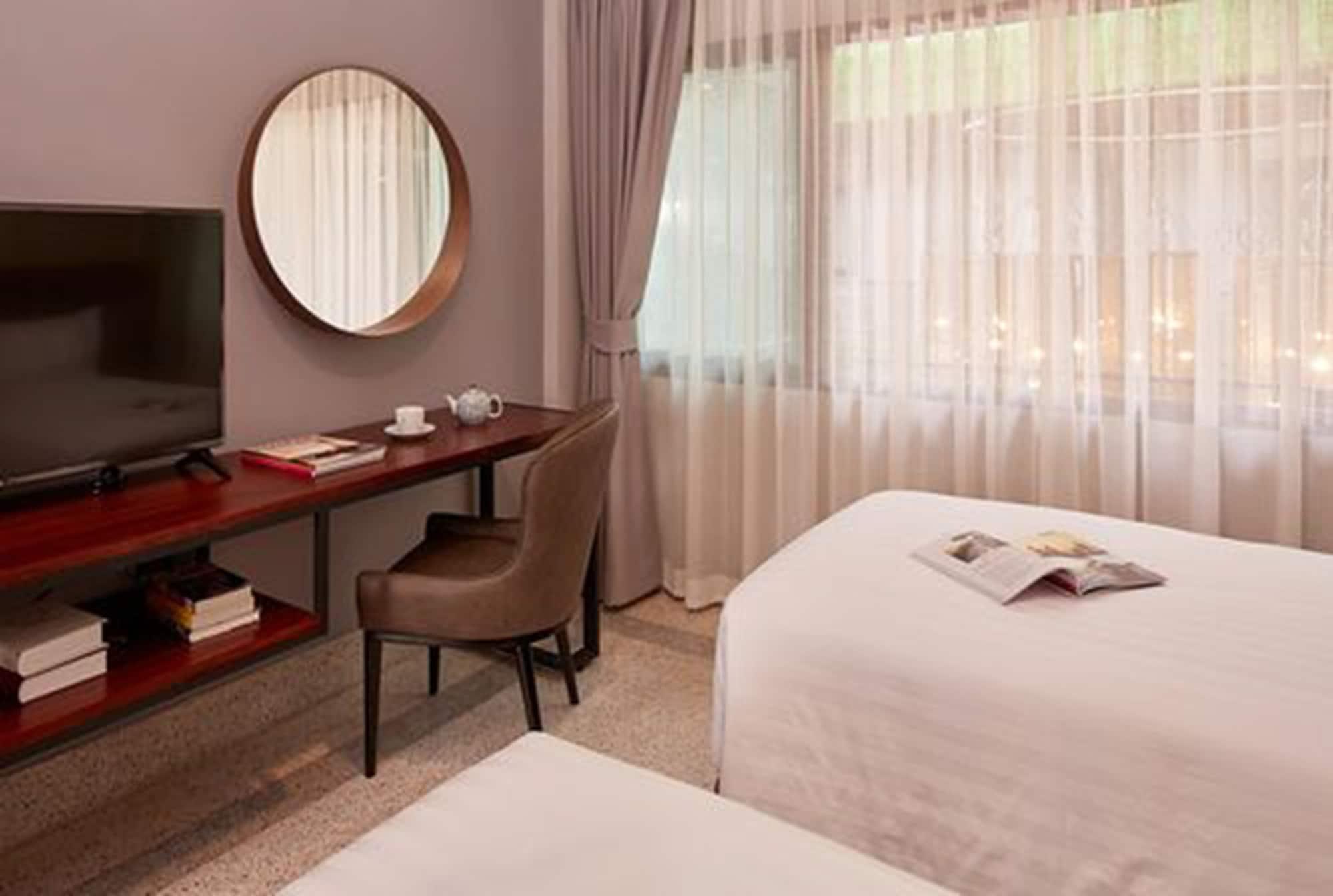 W22 By Burasari Bangkok