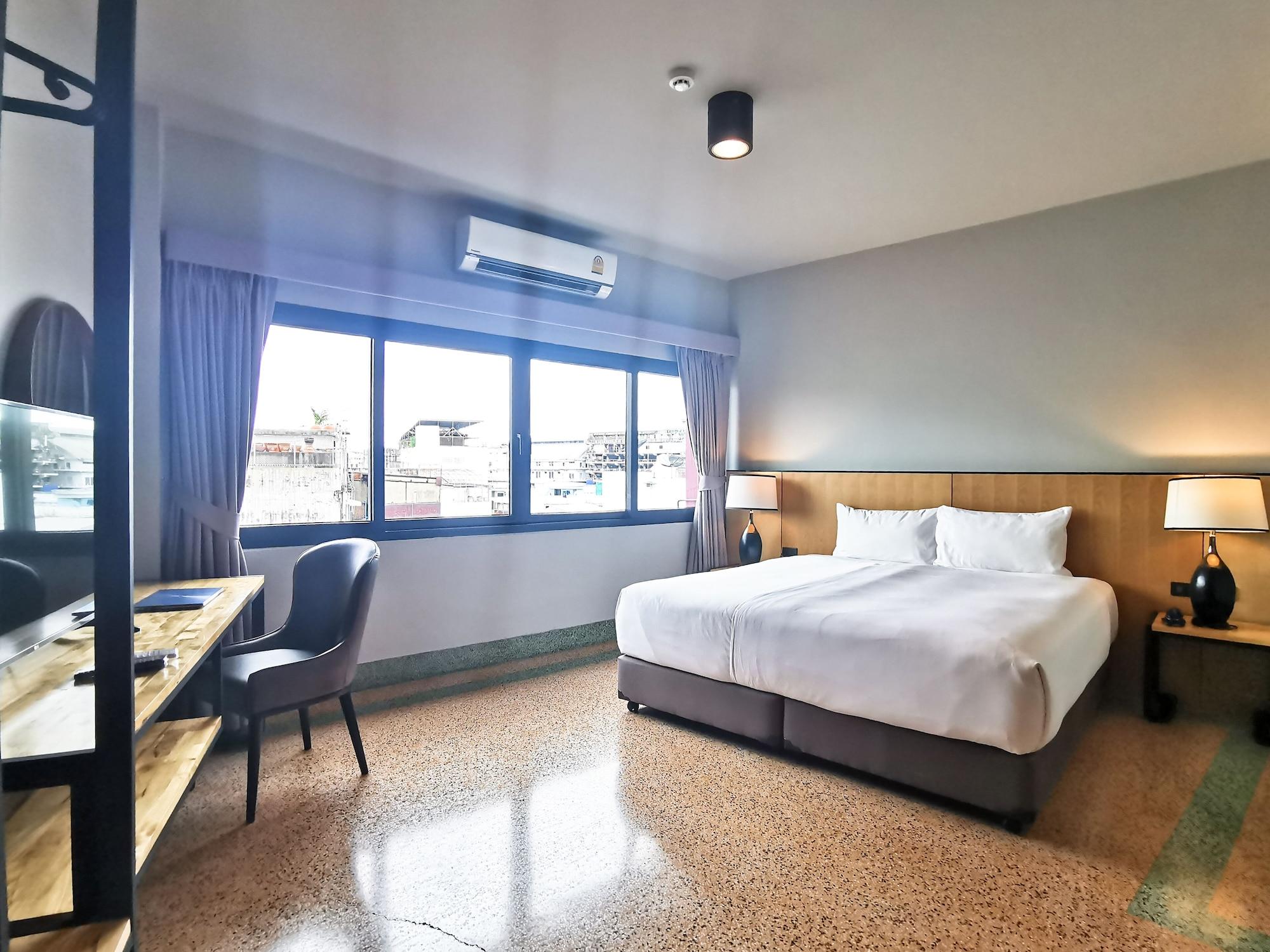 W22 By Burasari Hotel 3*