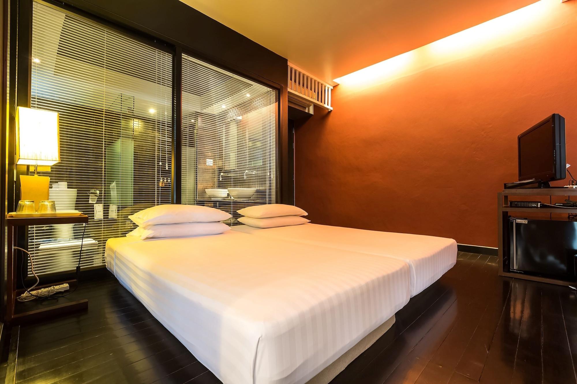 Loogchoob 3* Bangkok