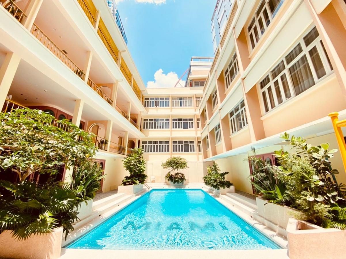 Penginapan Miami 4*