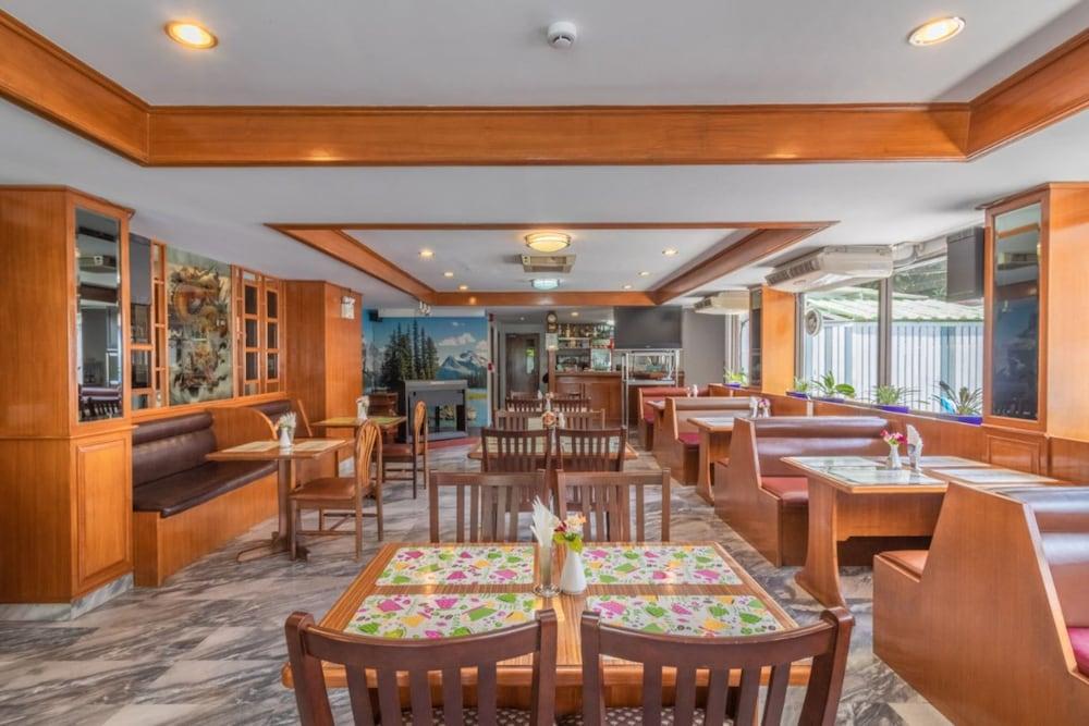 Siam Palace Sha Certified 3*