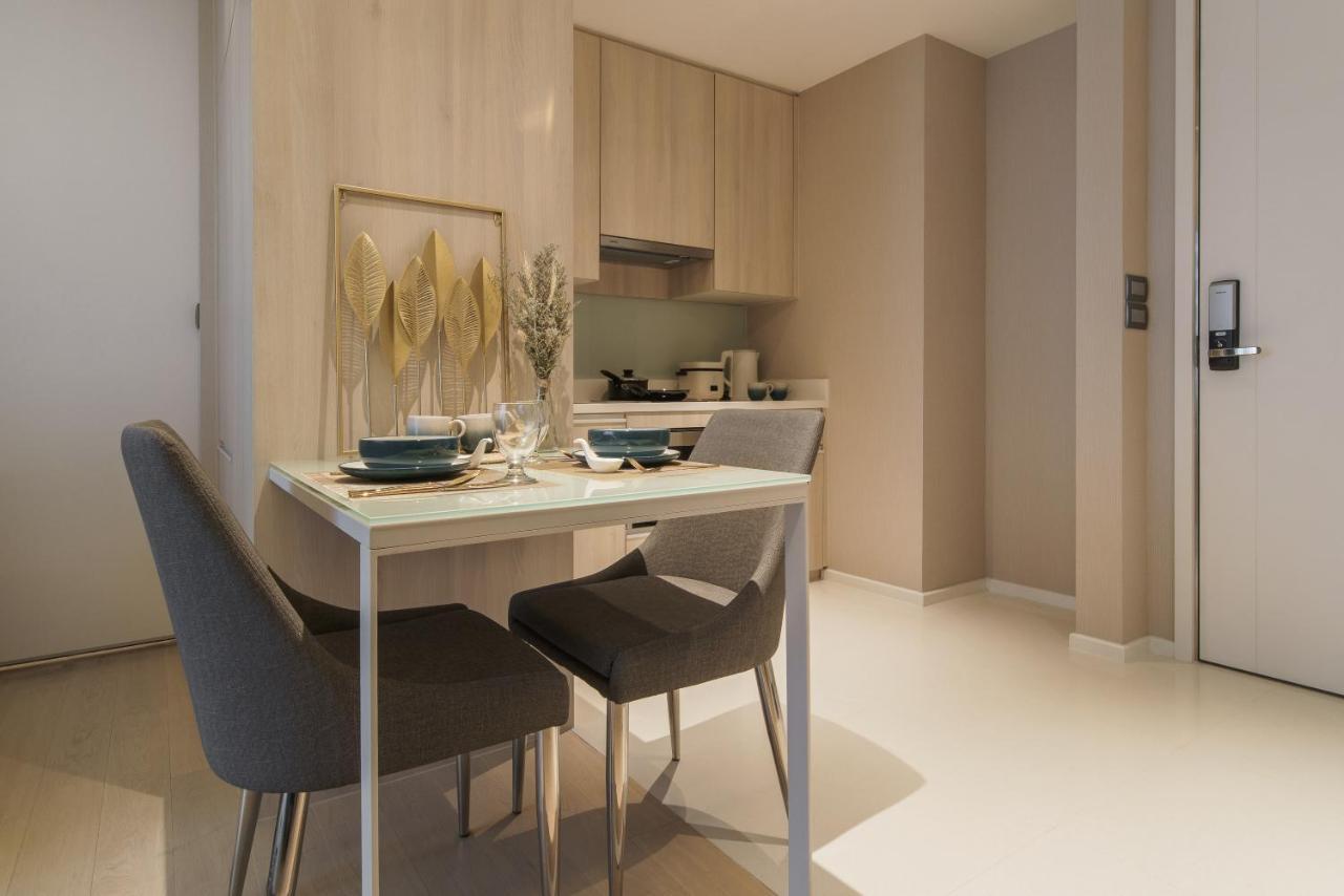 Appartamento Sukhumvit 11#luxury#pool#gym#bts Nana&mrt Sukhumvit#1br#max2ppl Bangkok