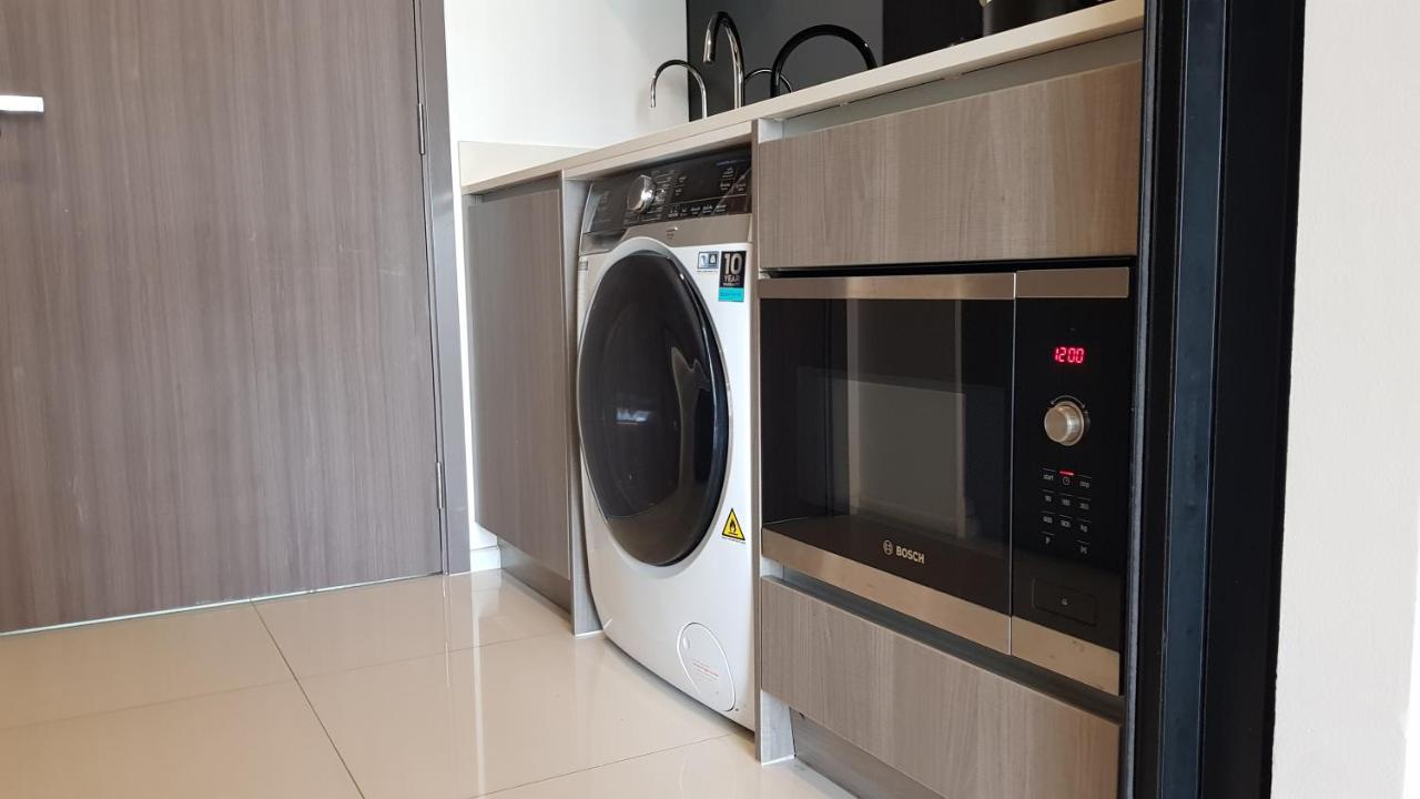 Downtown Near Asok Bts Mrt Terminal 21 Rooftop Pool & Gym * Bangkok