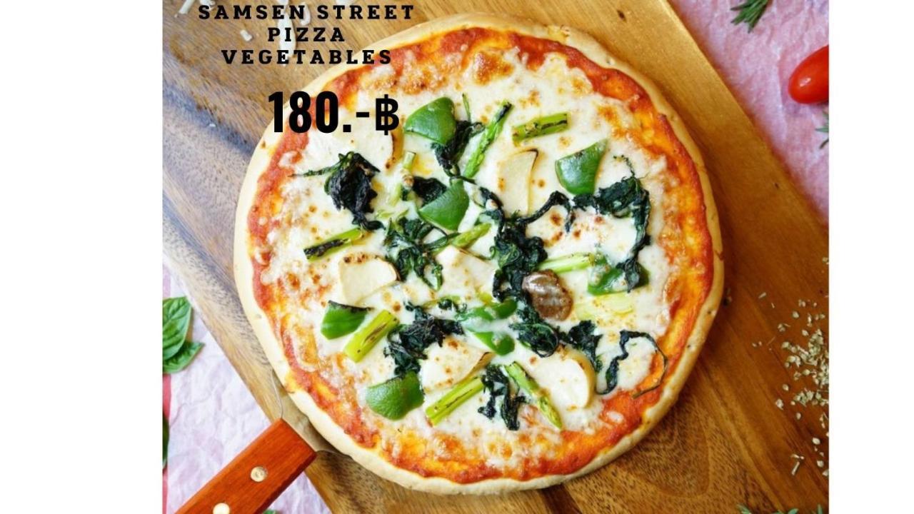 Samsen Street