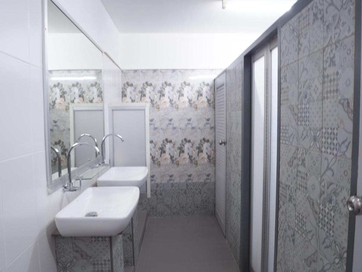 Baansu Hostel Bangkok