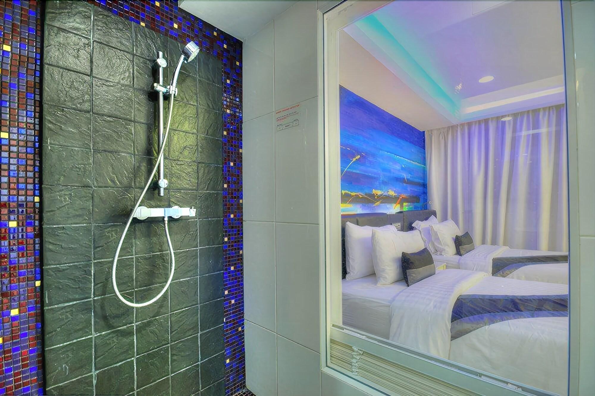 Hotel Aspira Skyy Sukhumvit 1 4*