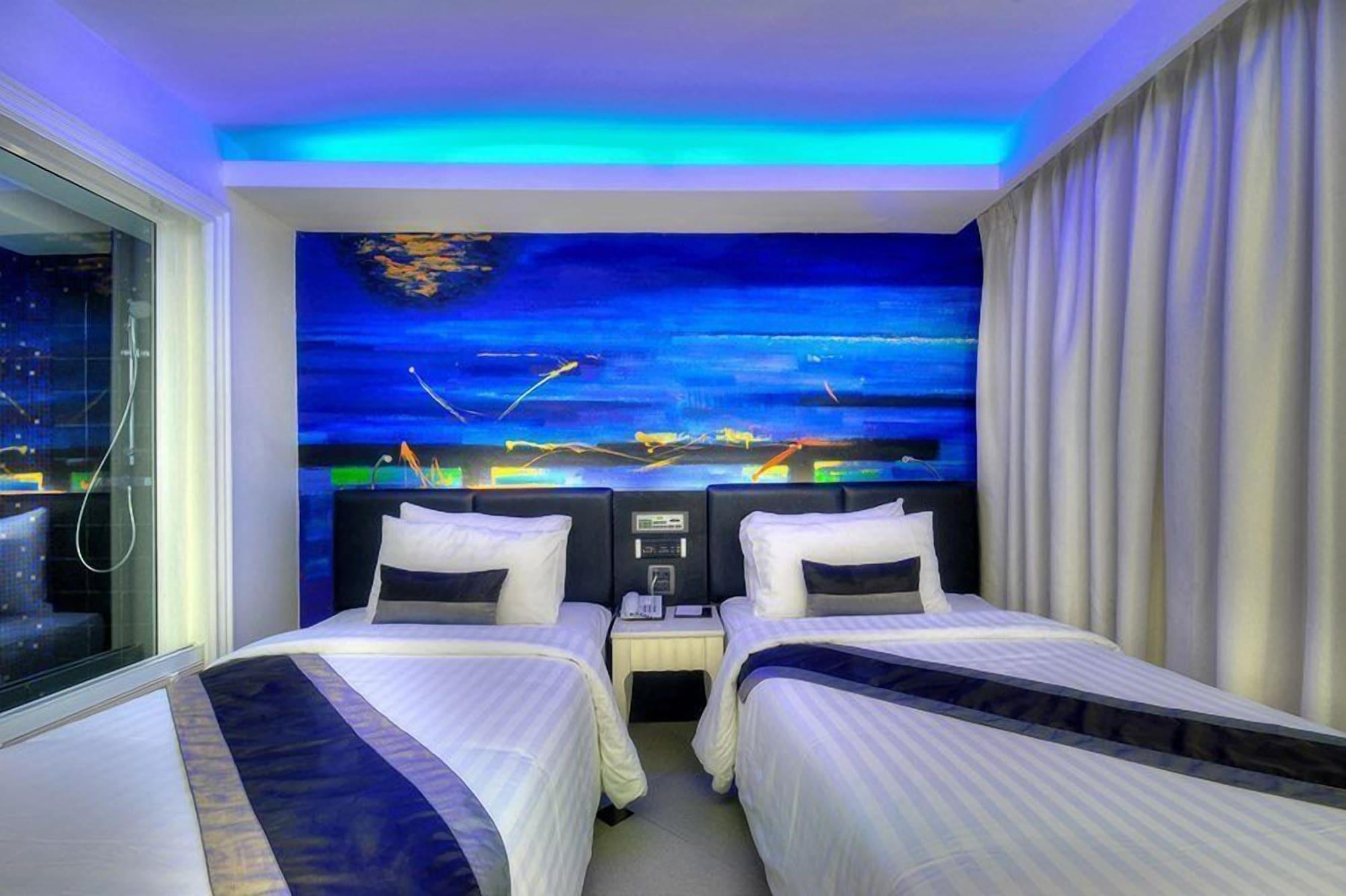 Hotel Aspira Skyy Sukhumvit 1 4*