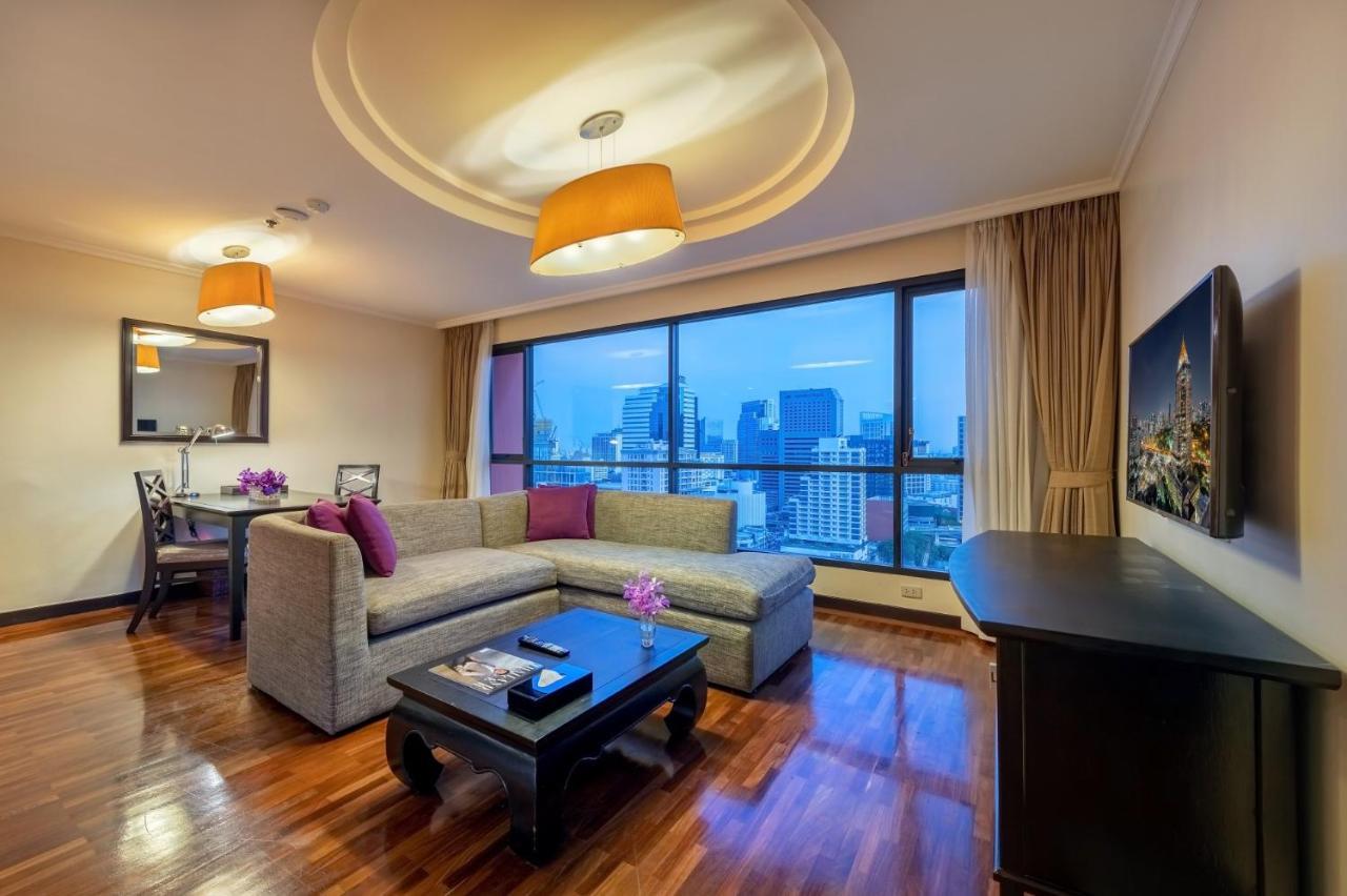 Bandara Silom, 4*