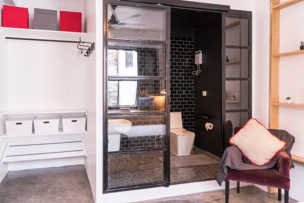Beautiful Super Modern Gigantic Designer Holiday home