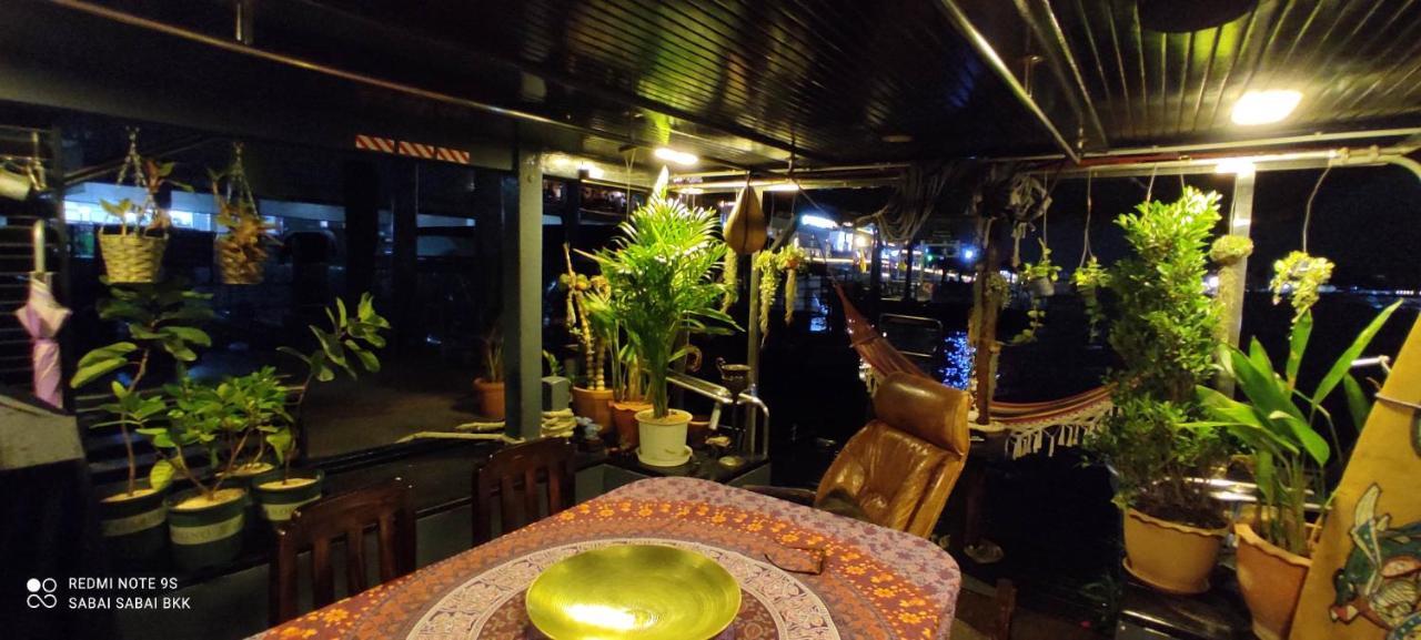 Sabai Sabai Liveaboard Bangkok