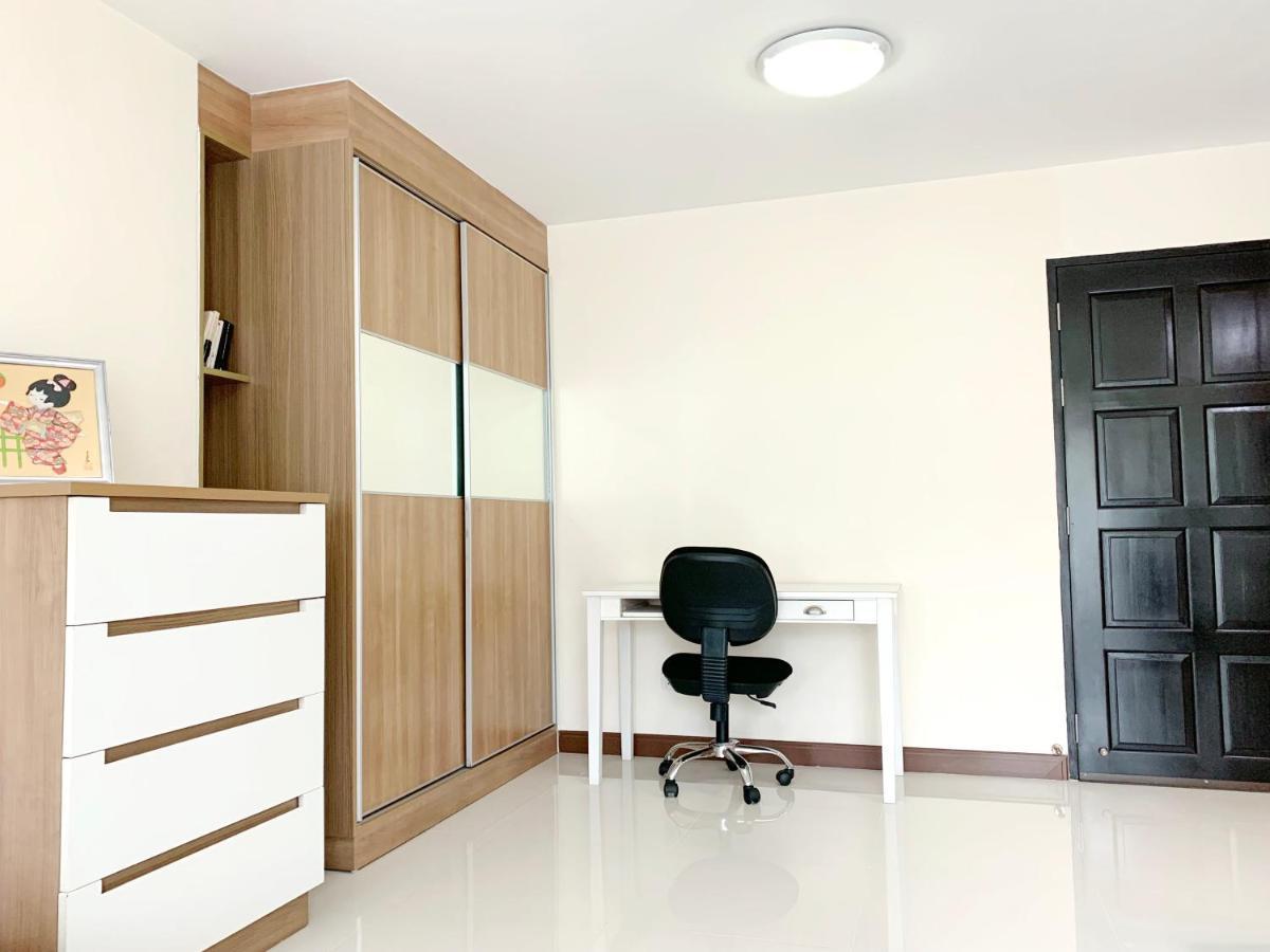 Appartement Charming Resident At Ekkamai From Unit Up To 2 Bedroom Bangkok