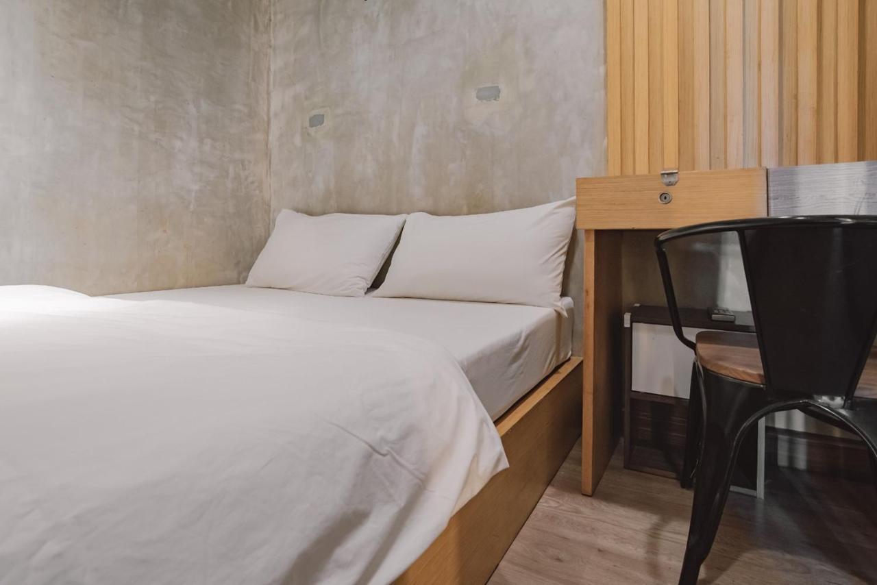 Cazz Hostel *