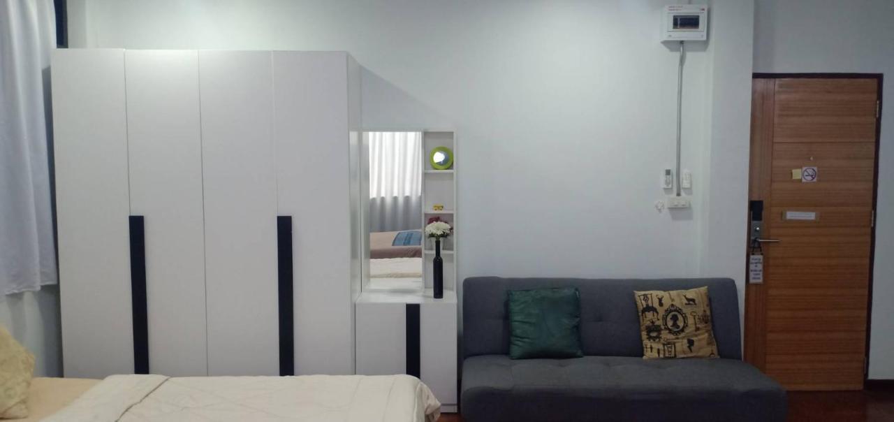 Sriyanar Place Guest house Bangkok