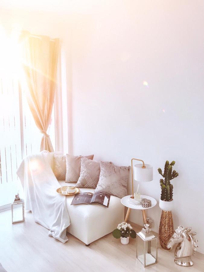 Hostal Aora Boutique Ekkamai Bangkok
