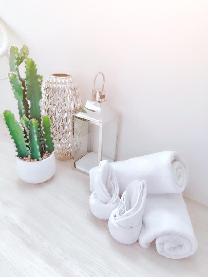 Aora Boutique Ekkamai Hostal *