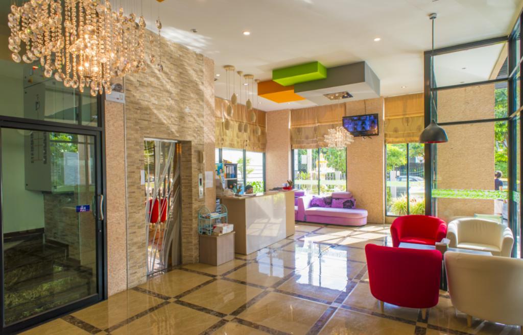 D Day Ladprao Hotel