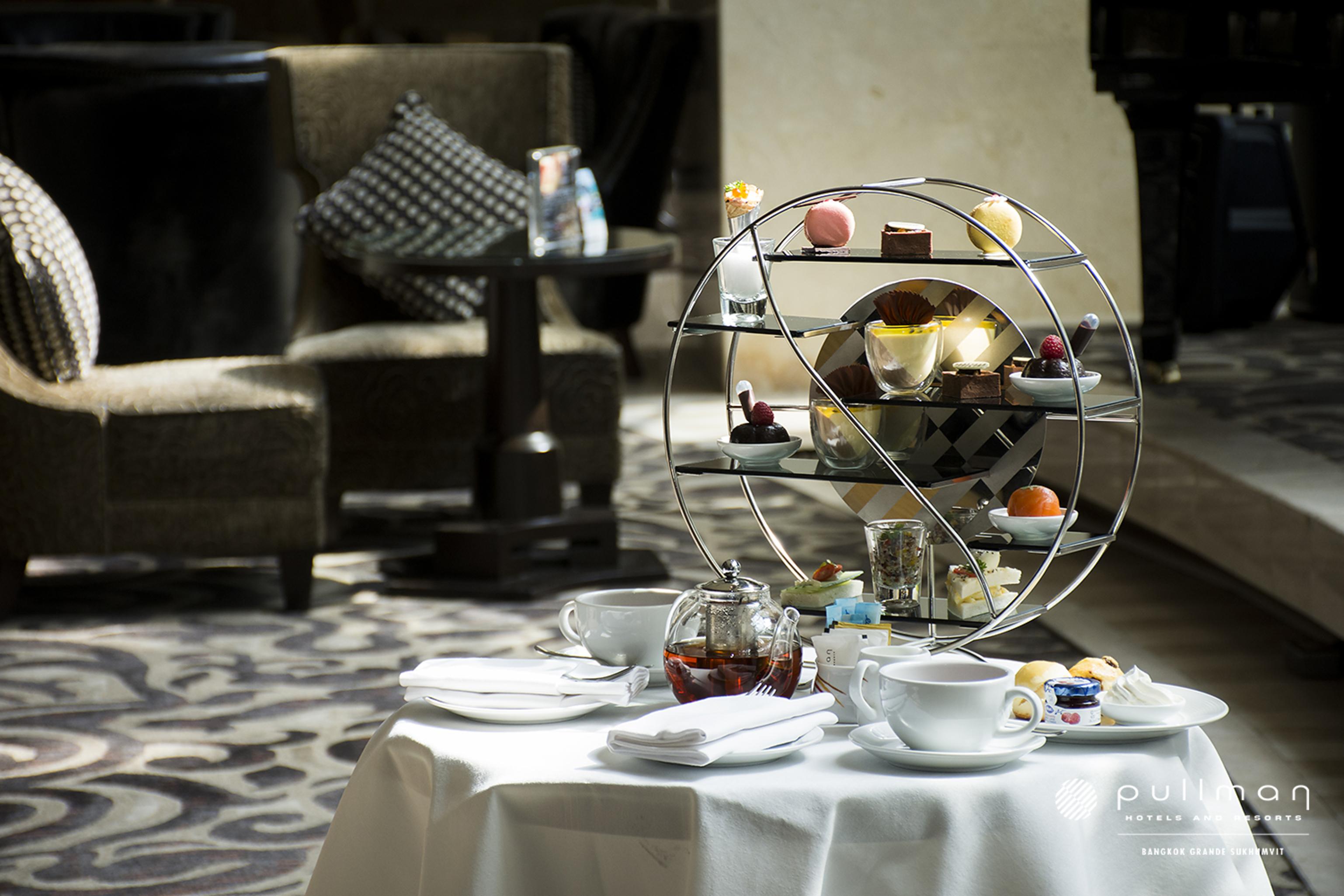 Khách sạn Hilton Grande Asoke