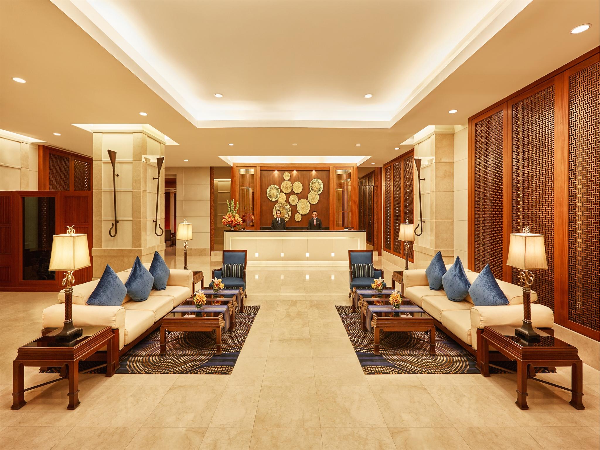 Centre Point Plus Hotel Silom - Newly Renovated 4* Bangkok