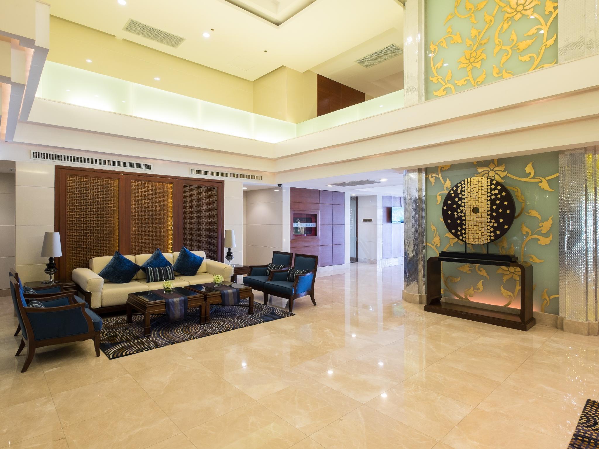 Hotel Centre Point Plus Hotel Silom - Newly Renovated