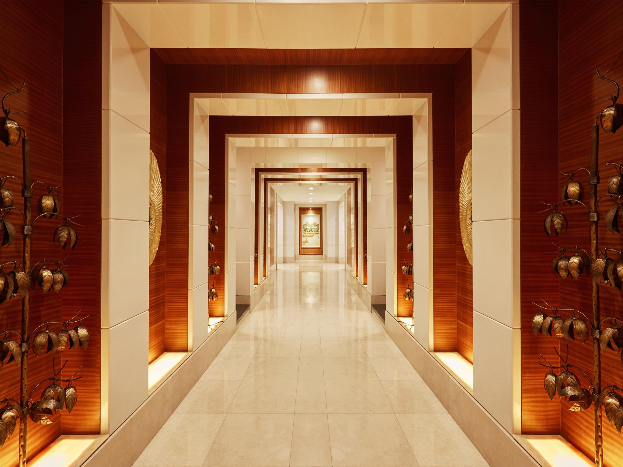 Centre Point Plus Hotel Silom - Newly Renovated 4* Bangkok