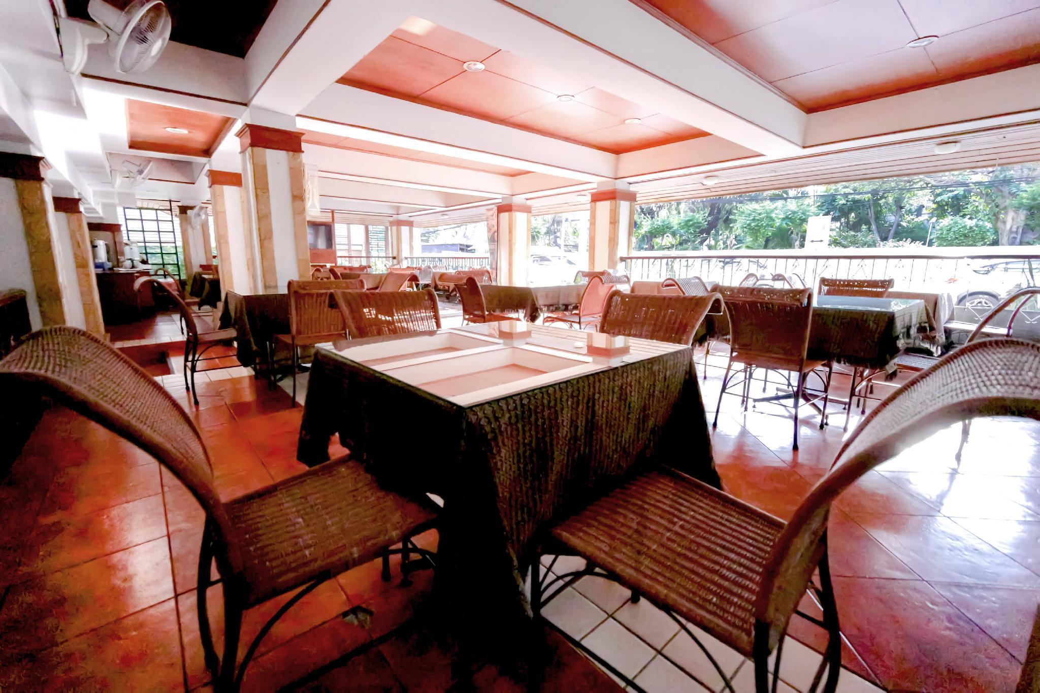 Khách sạn Royal Ivory Sukhumvit Nana Bangkok