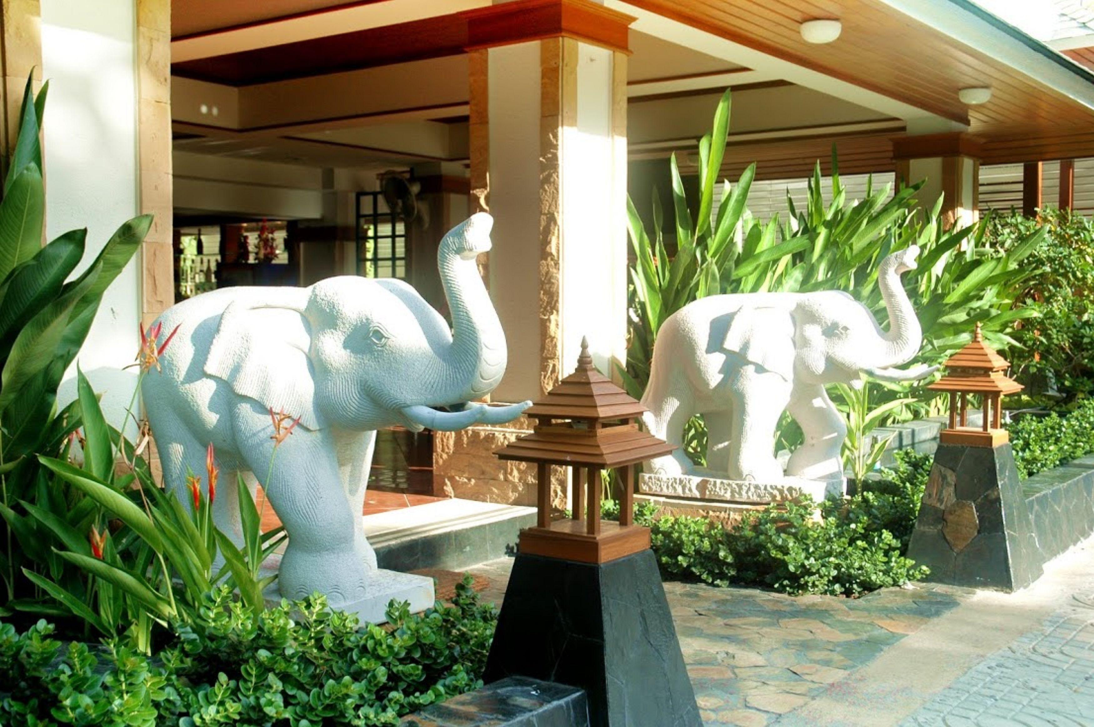 Khách sạn Royal Ivory Sukhumvit Nana Bangkok