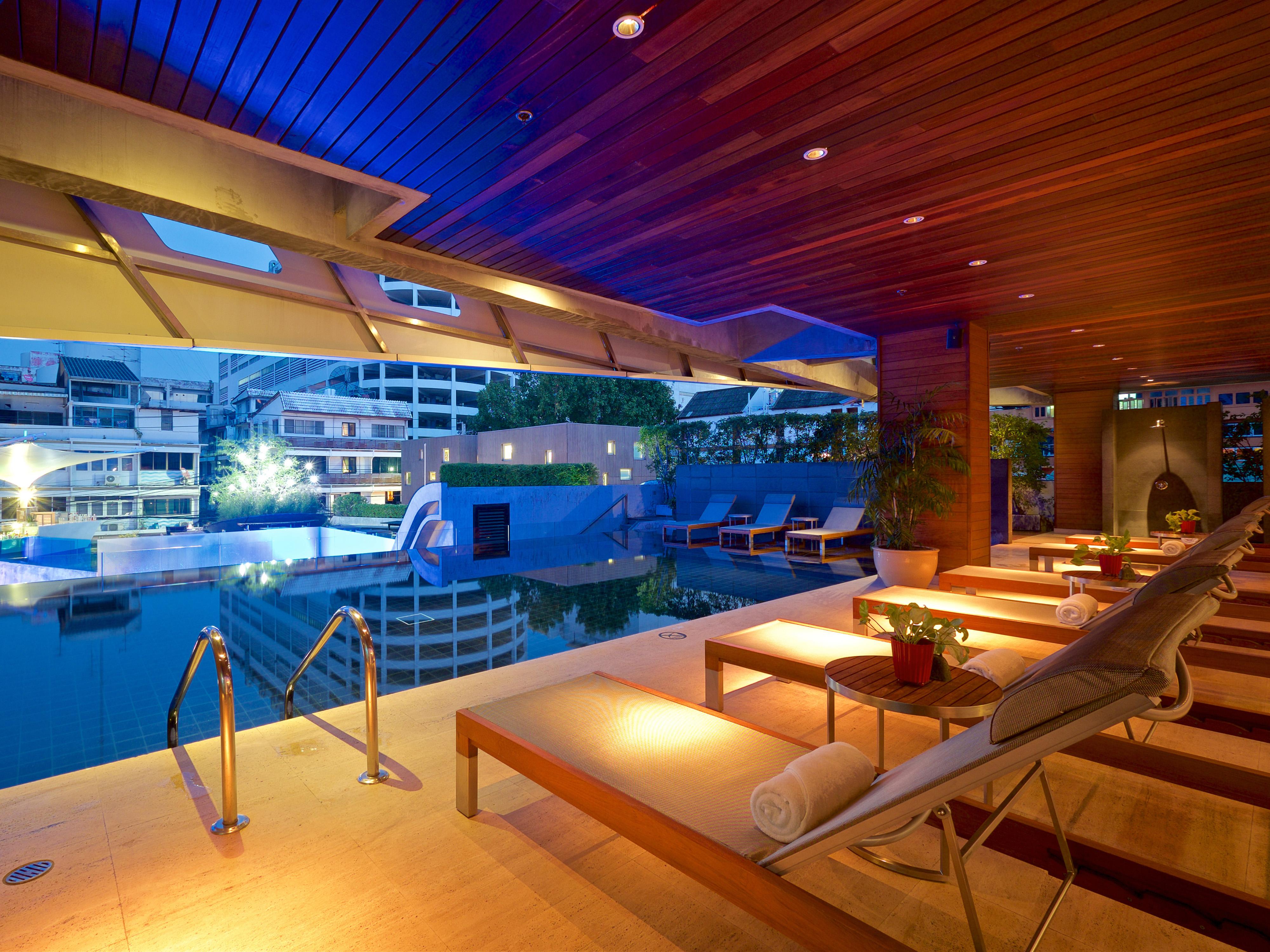 Lit Hotel