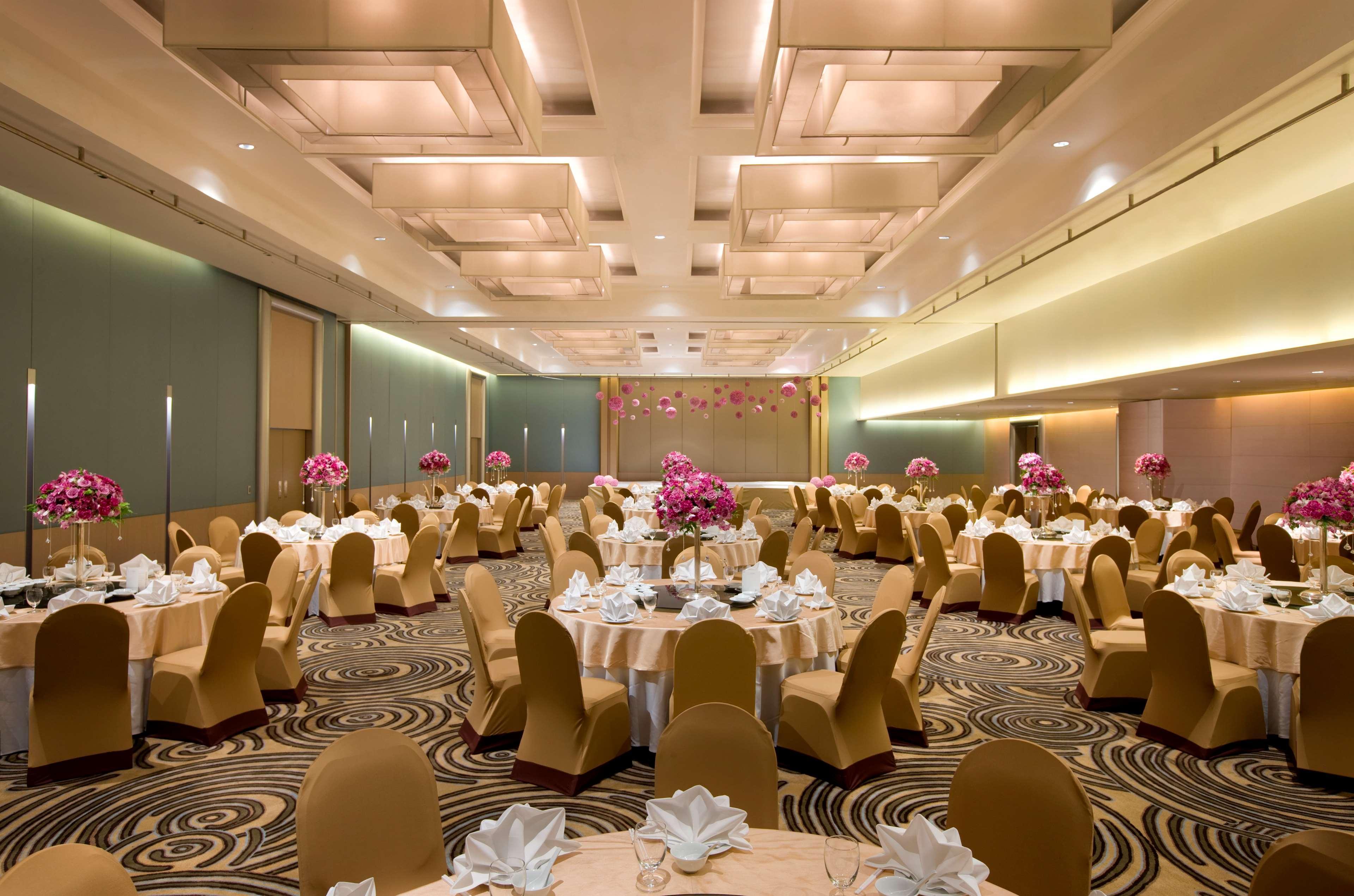 Dusit Princess Srinakarin 4* Bangkok
