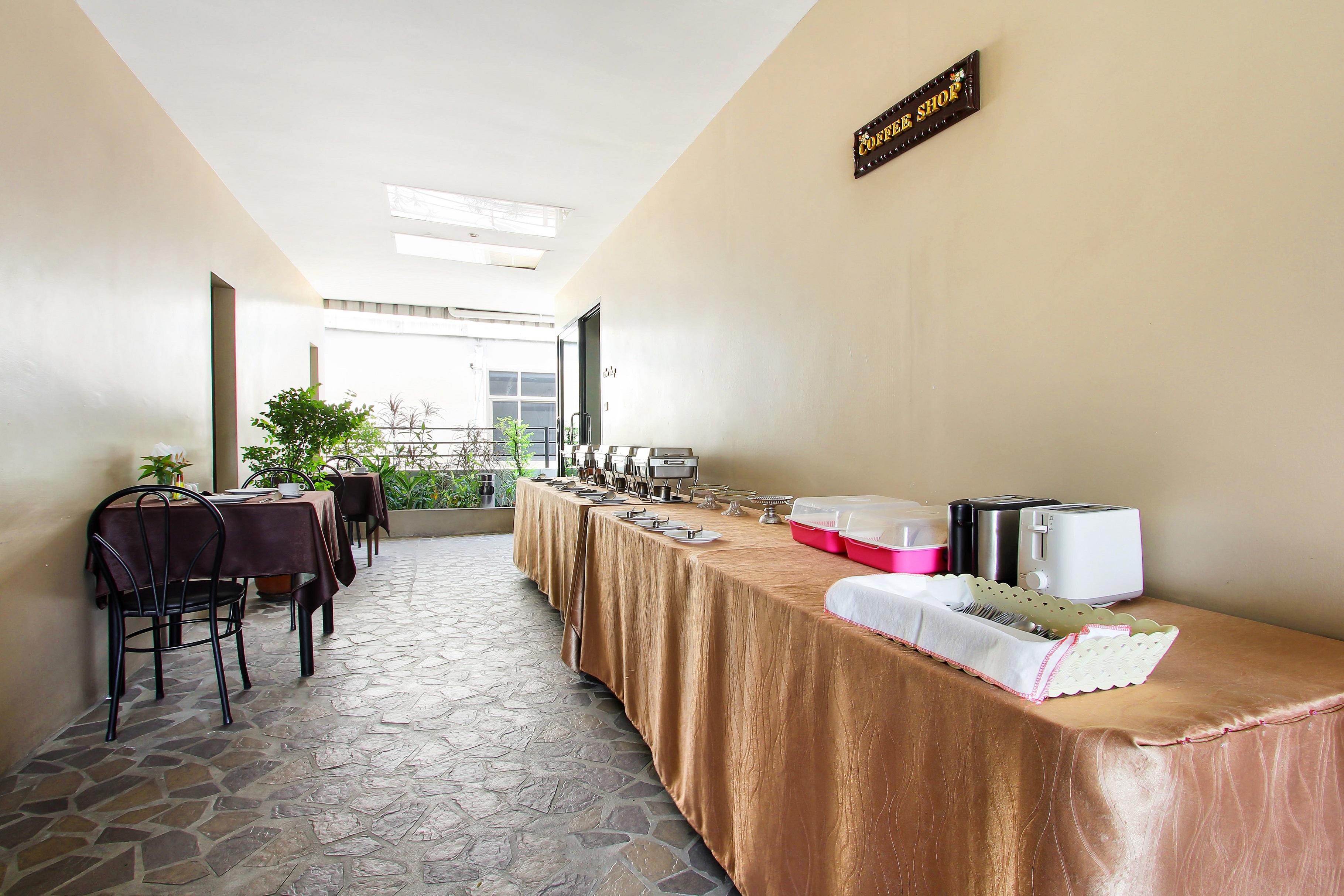 Bally Silom Hotel 3*