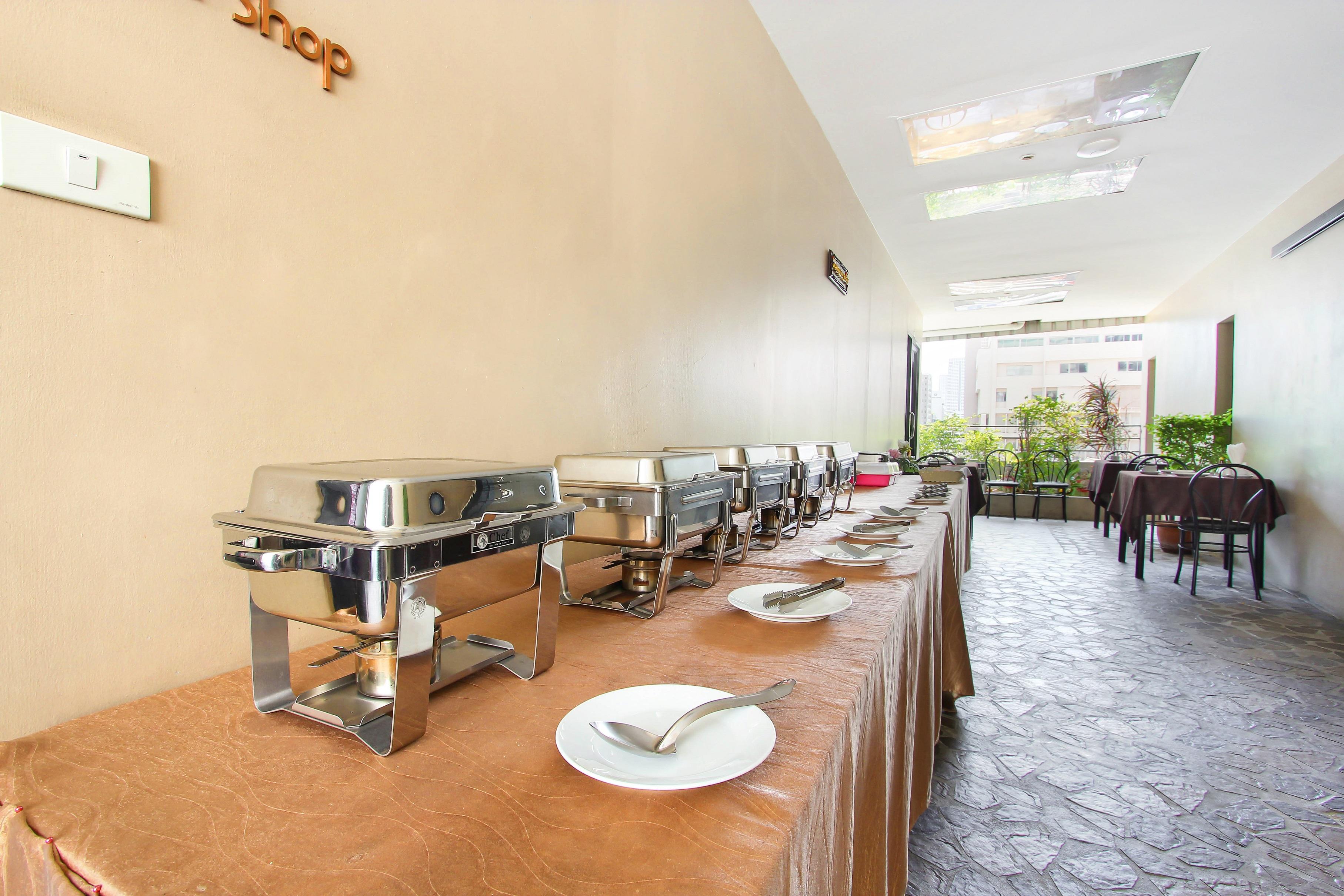 Bally Silom Hotel 3*