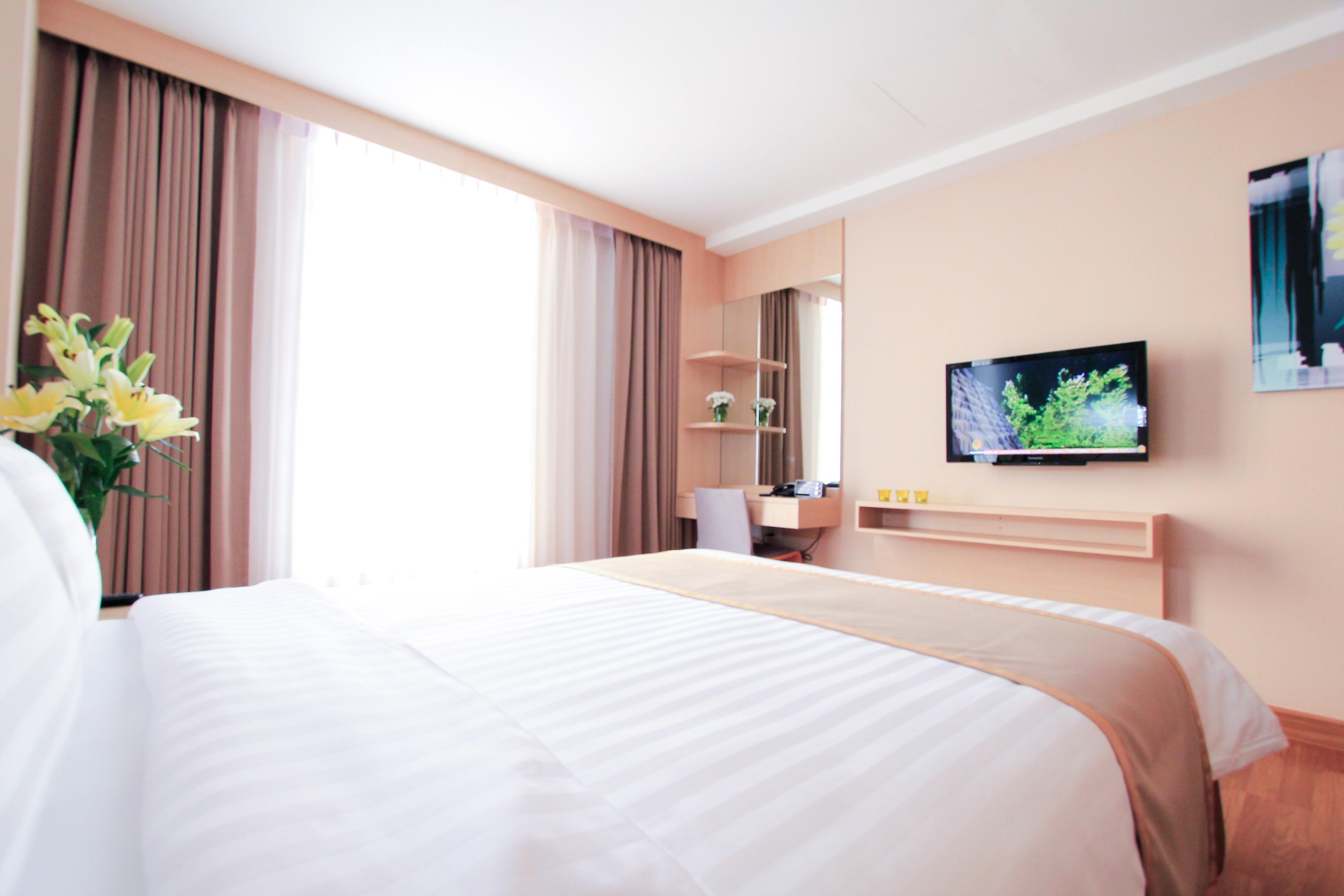 Inn Petals