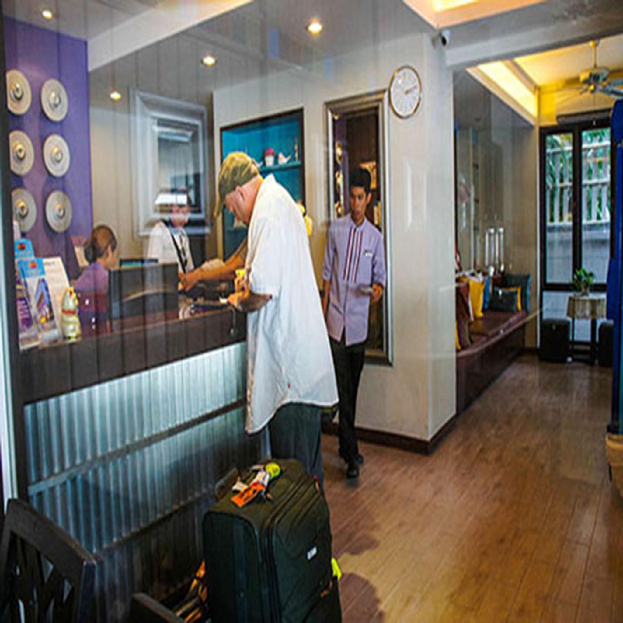 Hotel Sawasdee @ Sukhumvit Soi 8 3*