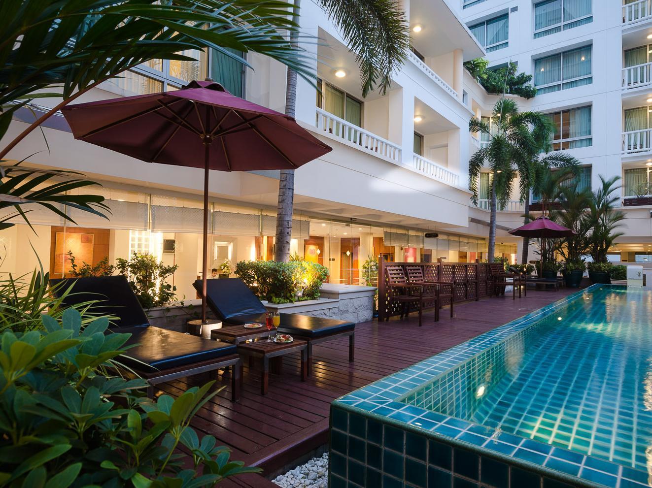 At Ease Saladaeng By Aetas 4*