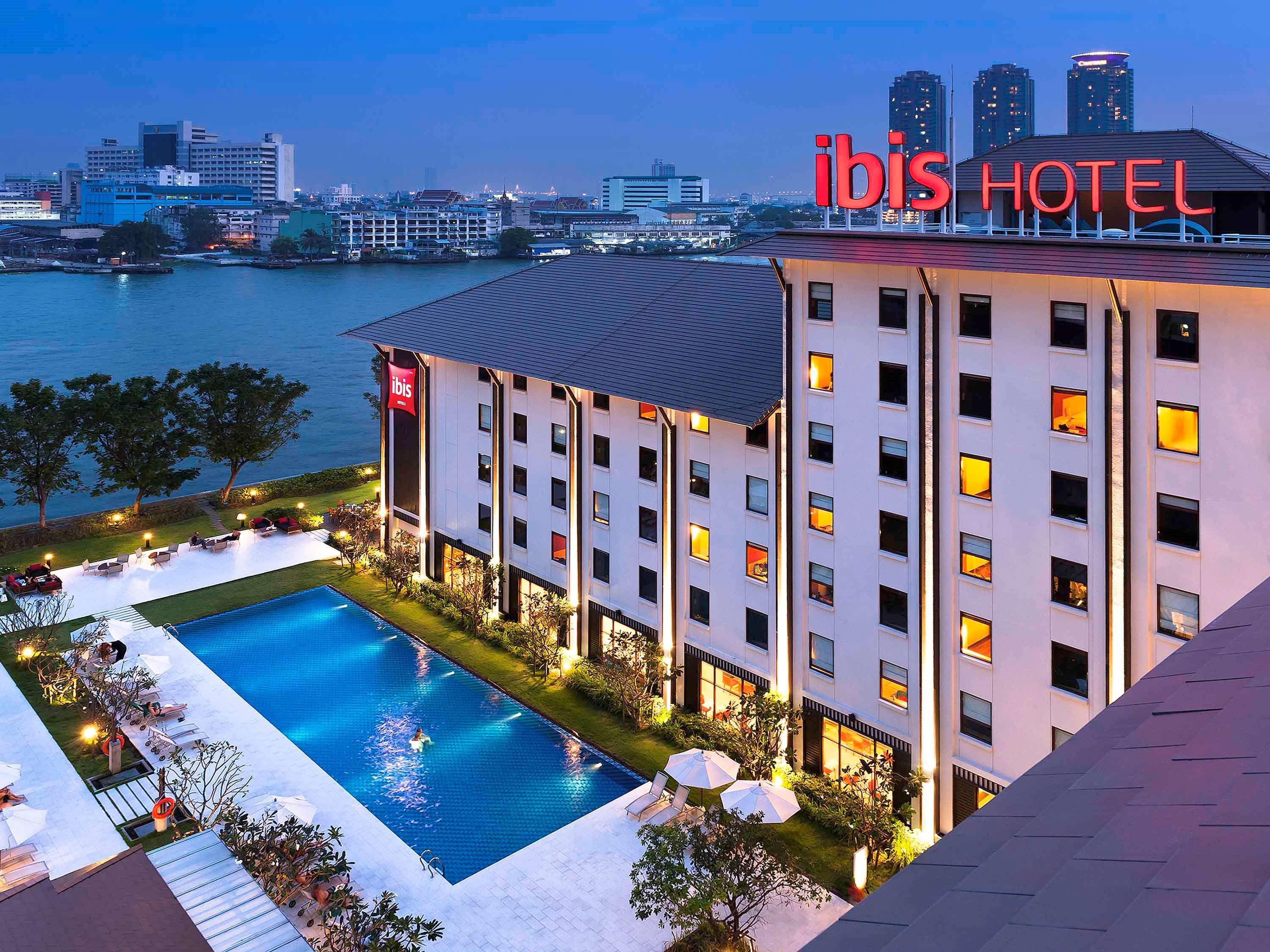 Ibis Riverside Hotel 3*